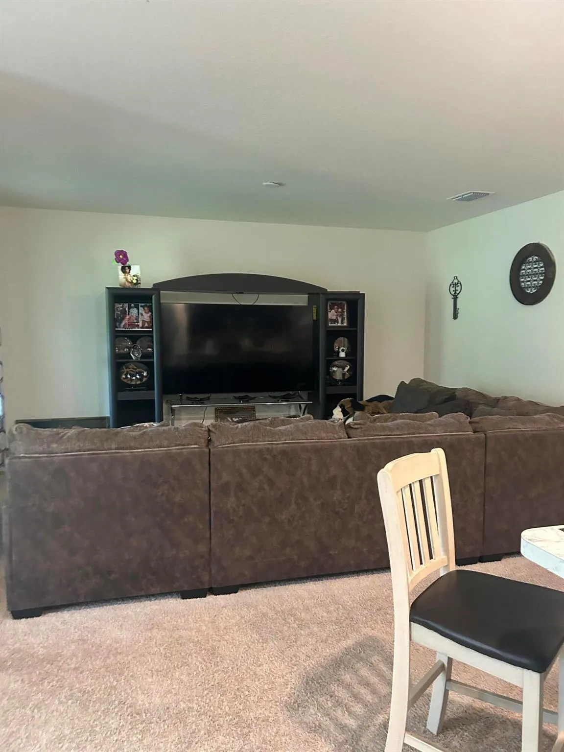 5604 Amusement Avenue