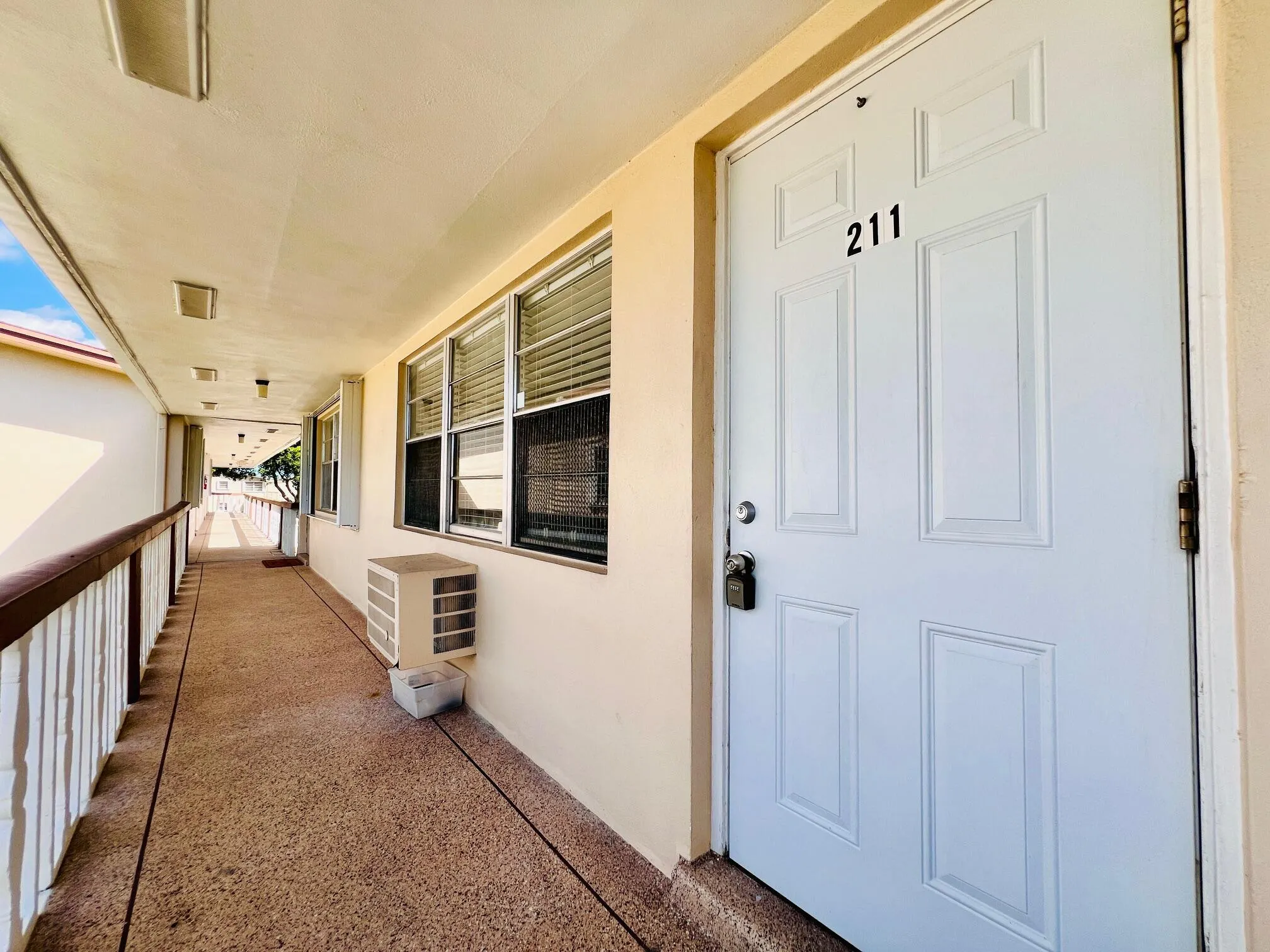 211 Easthampton I