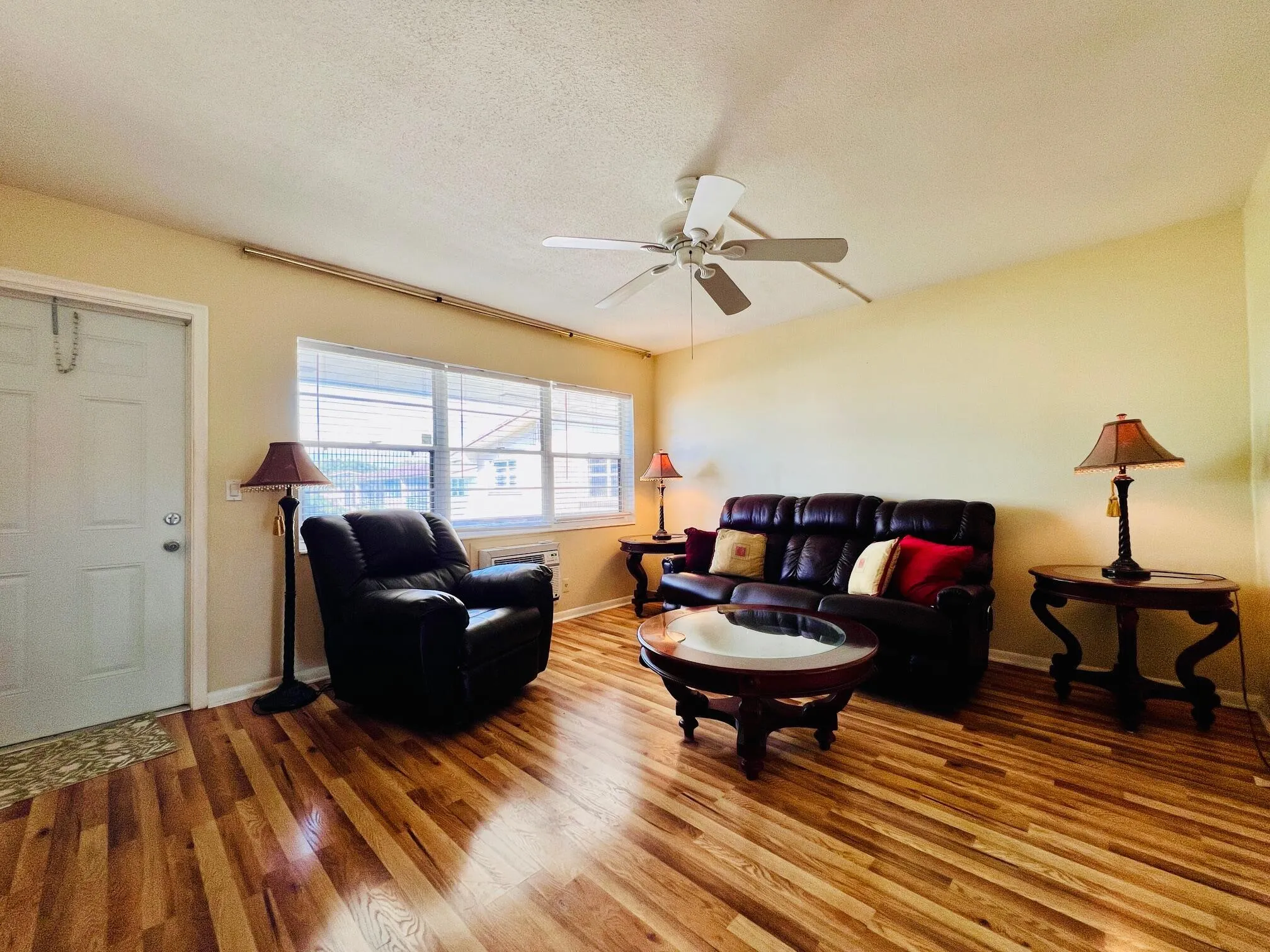 211 Easthampton I