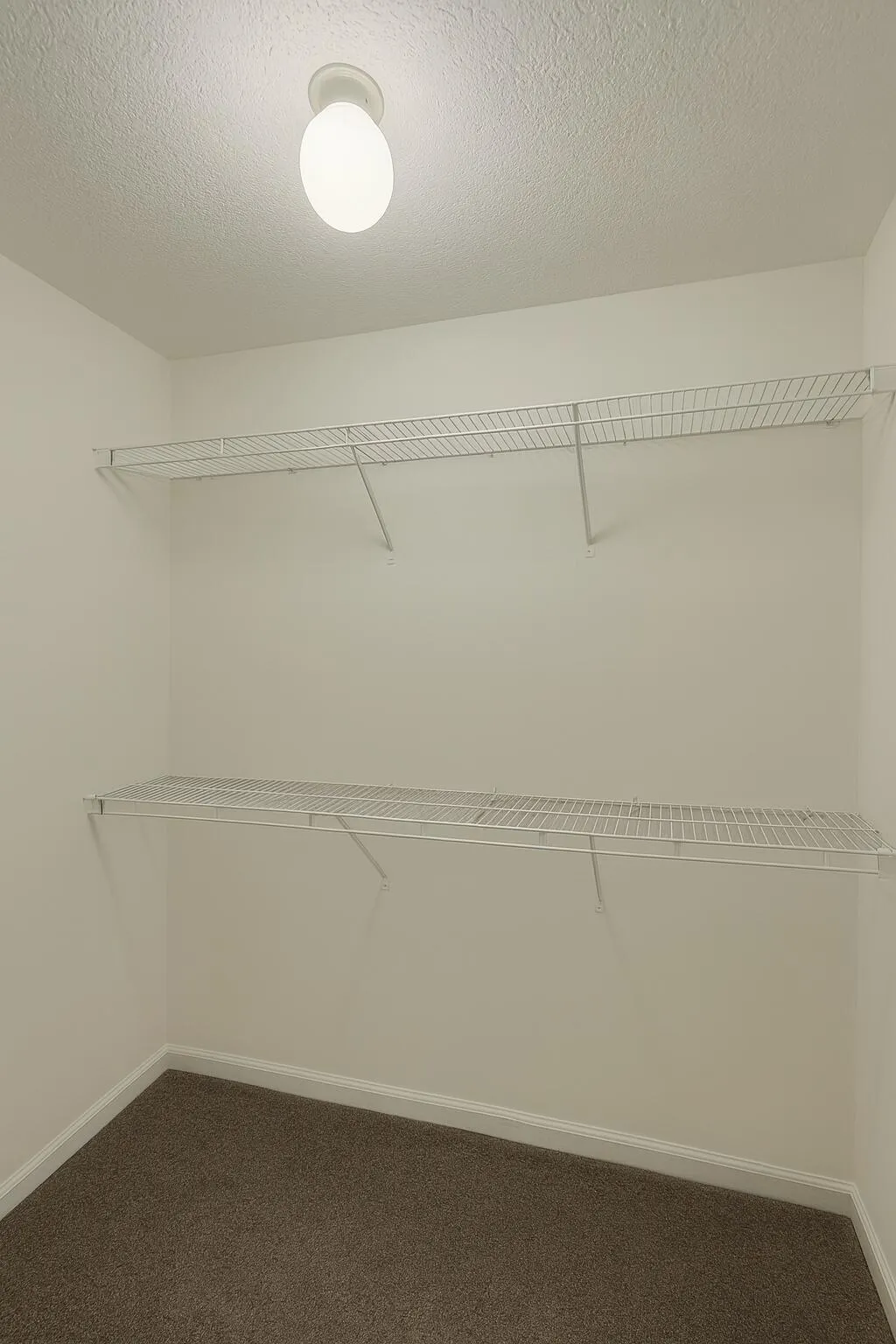 1140 University Boulevard, #21