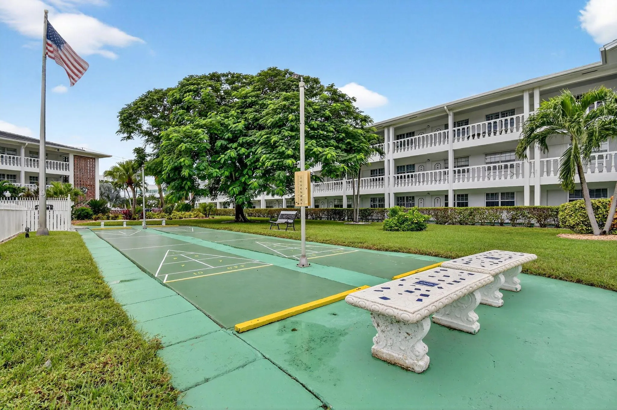 5203 NE 24 Terrace, #B-105