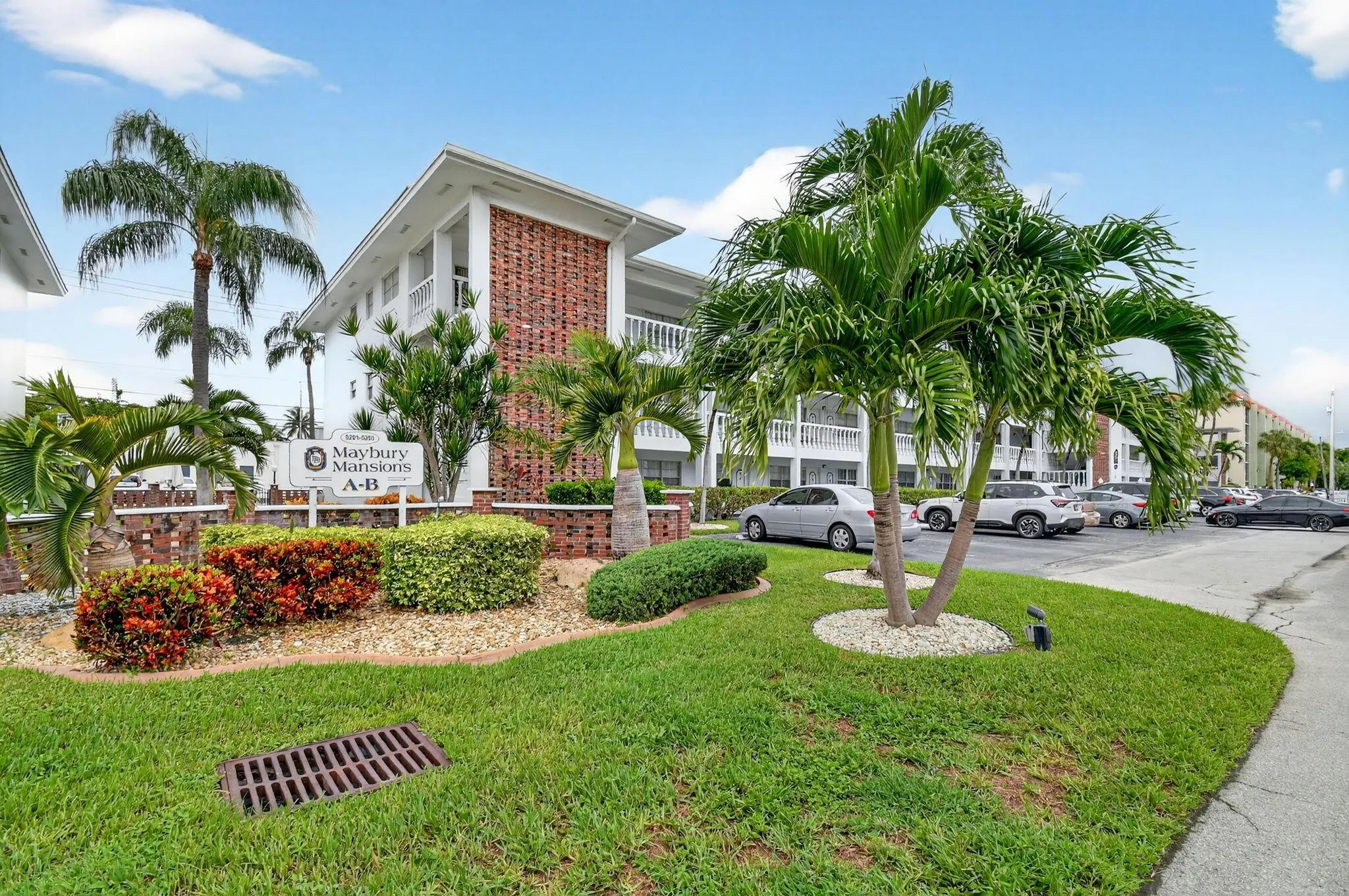 5203 NE 24 Terrace, #B-105