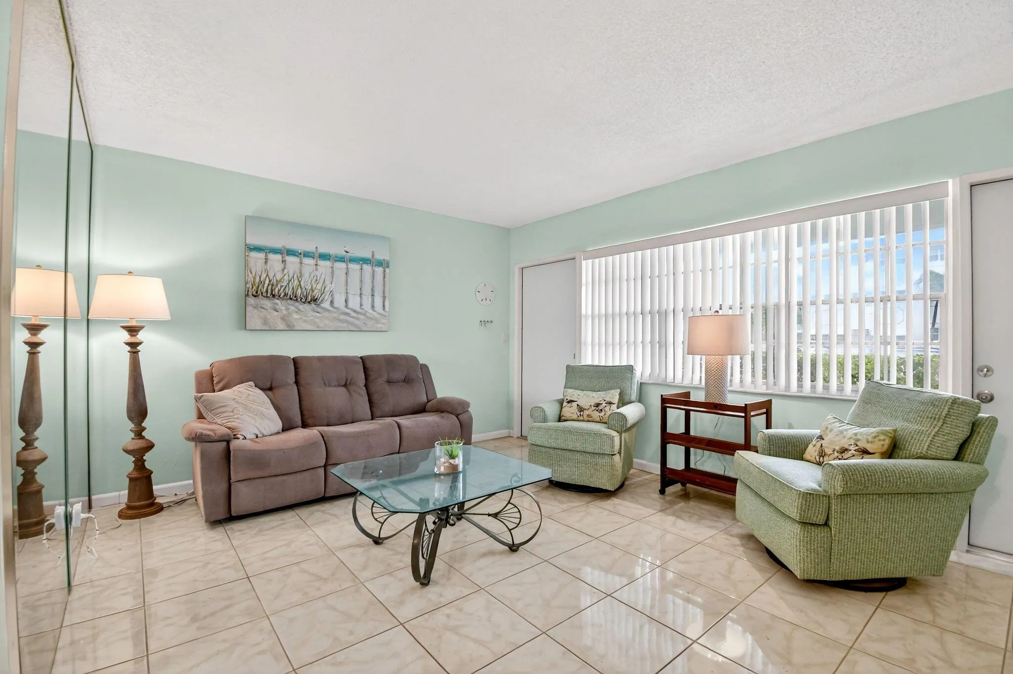 5203 NE 24 Terrace, #B-105