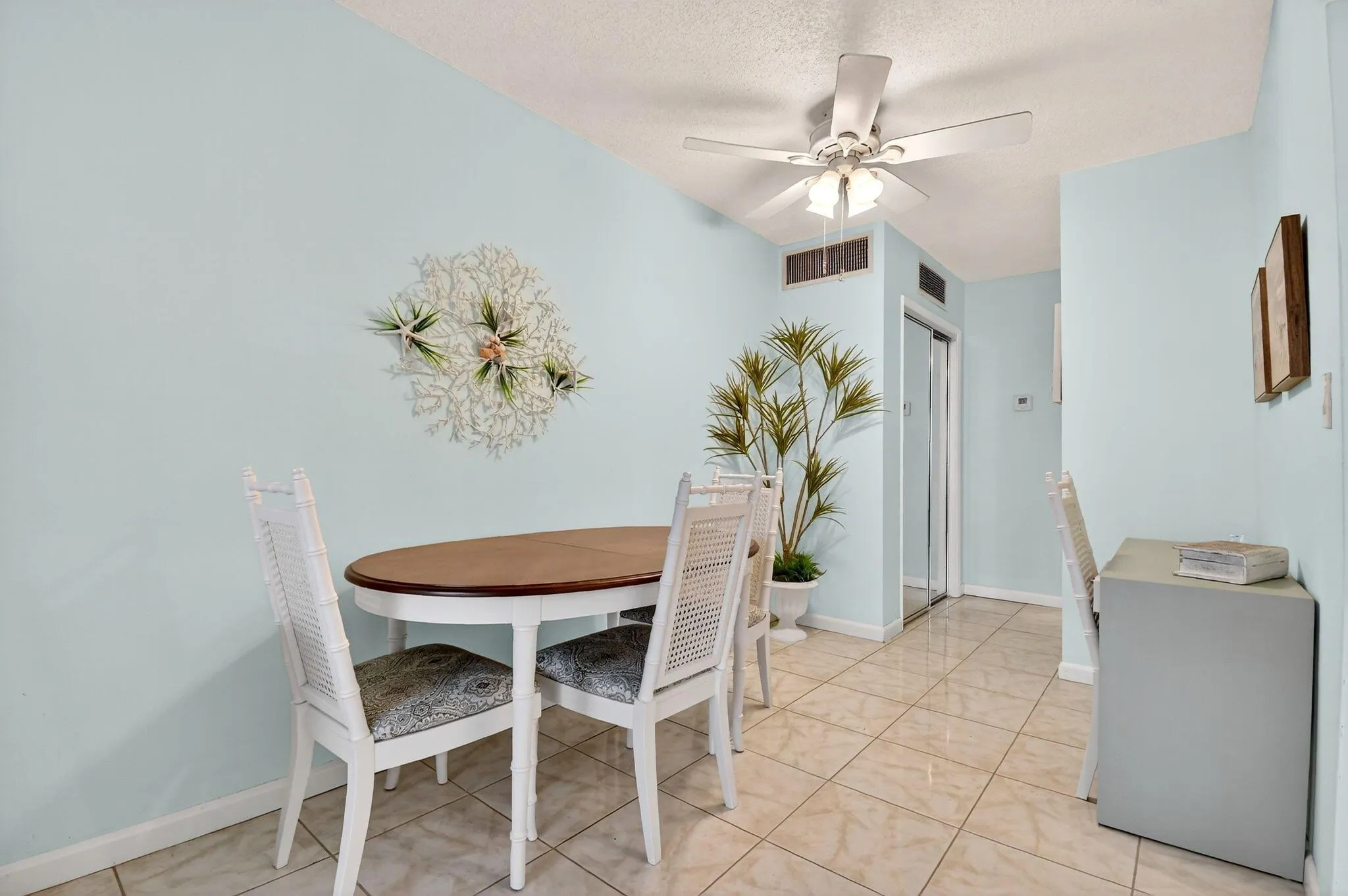 5203 NE 24 Terrace, #B-105