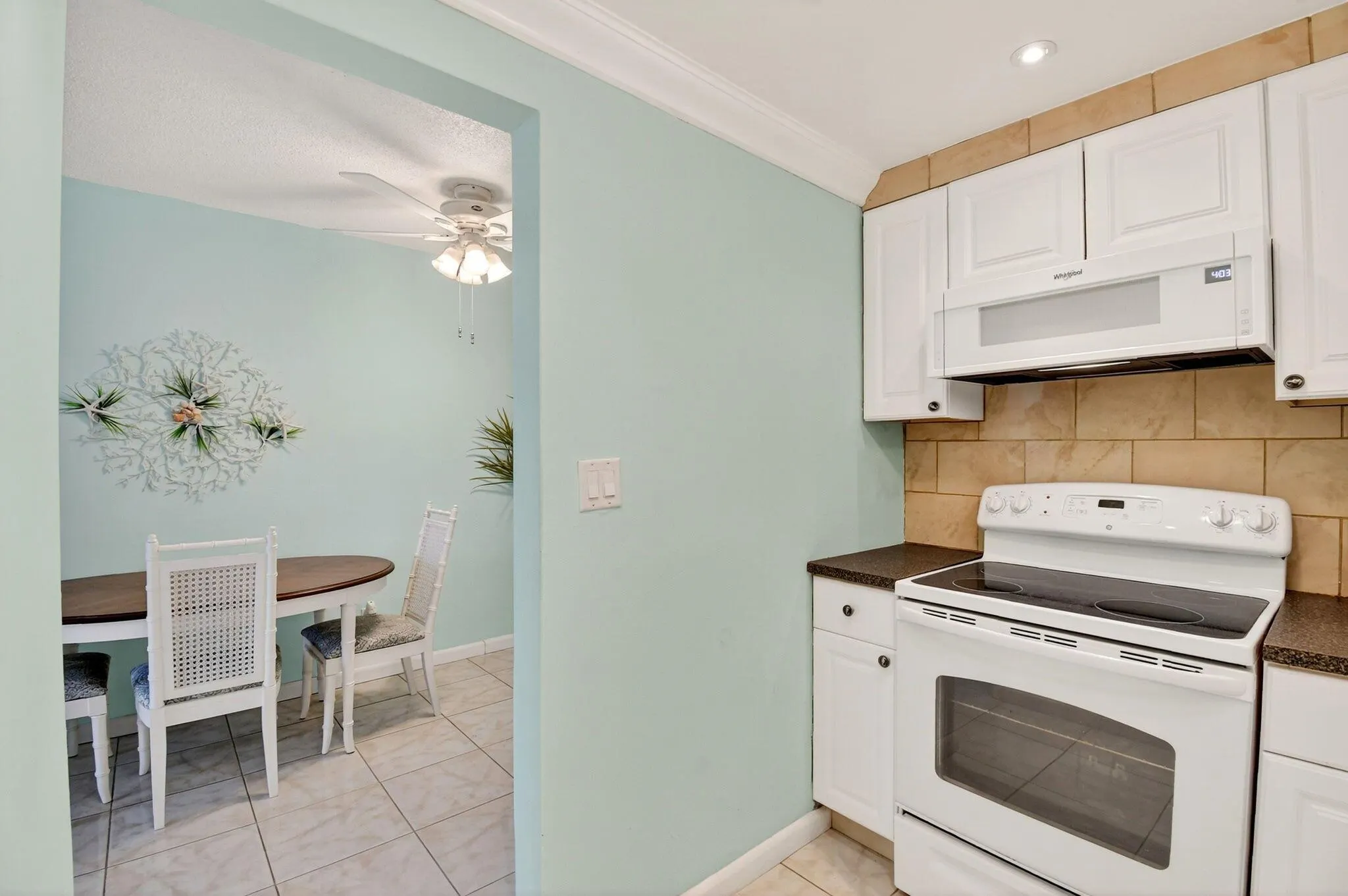 5203 NE 24 Terrace, #B-105