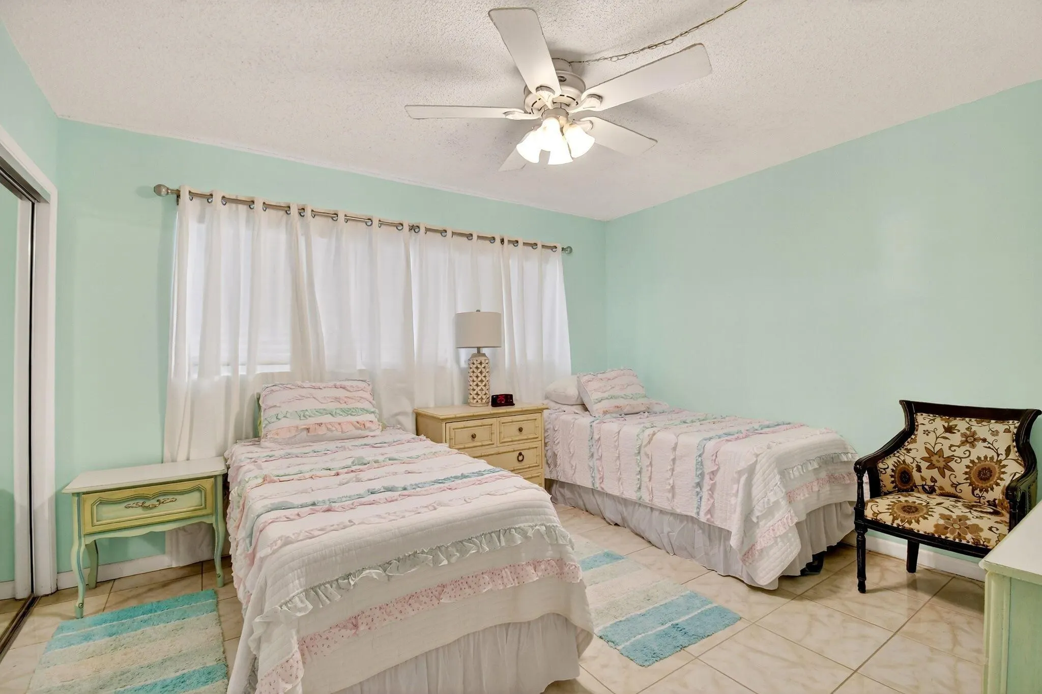 5203 NE 24 Terrace, #B-105