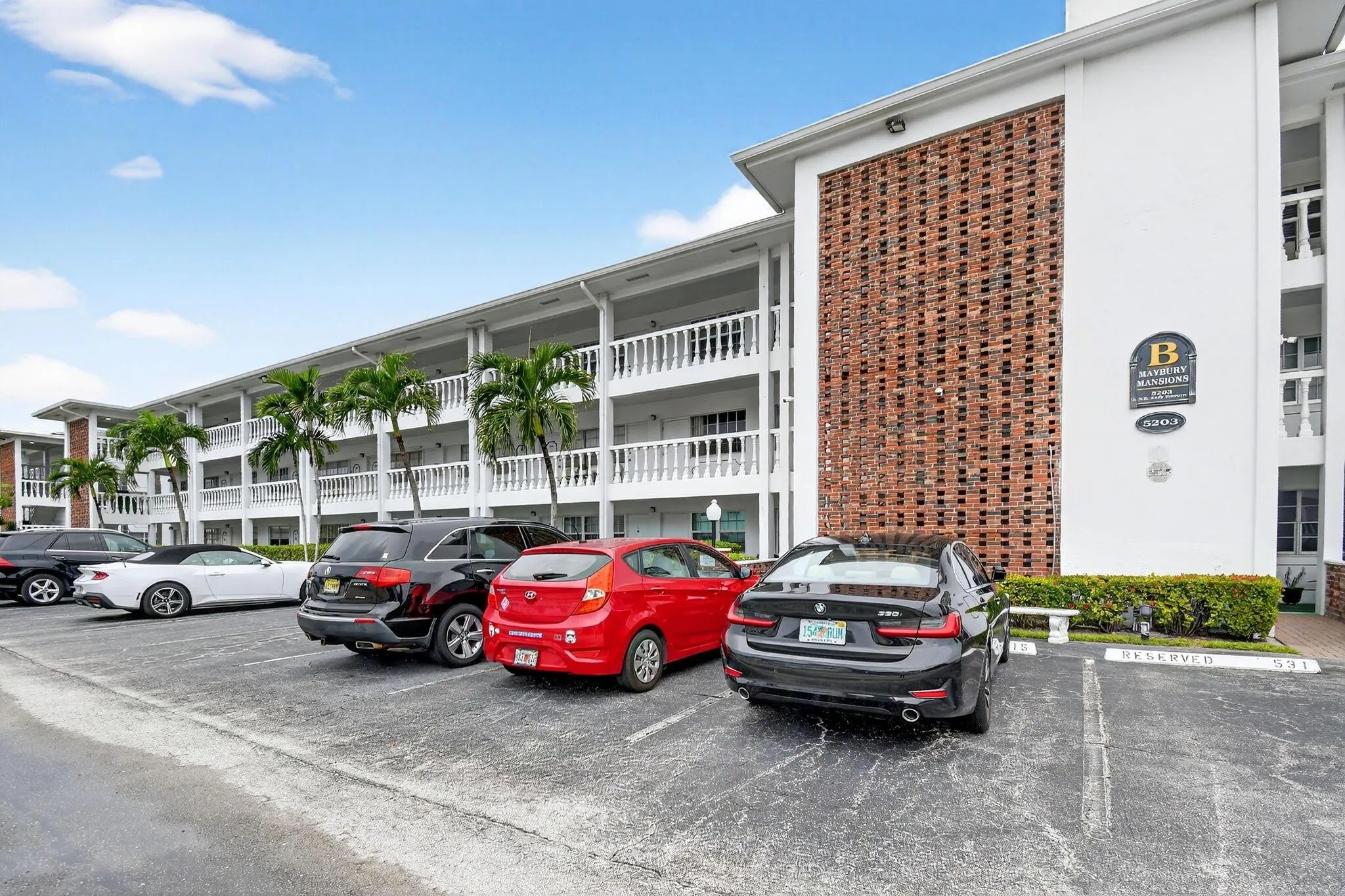 5203 NE 24 Terrace, #B-105