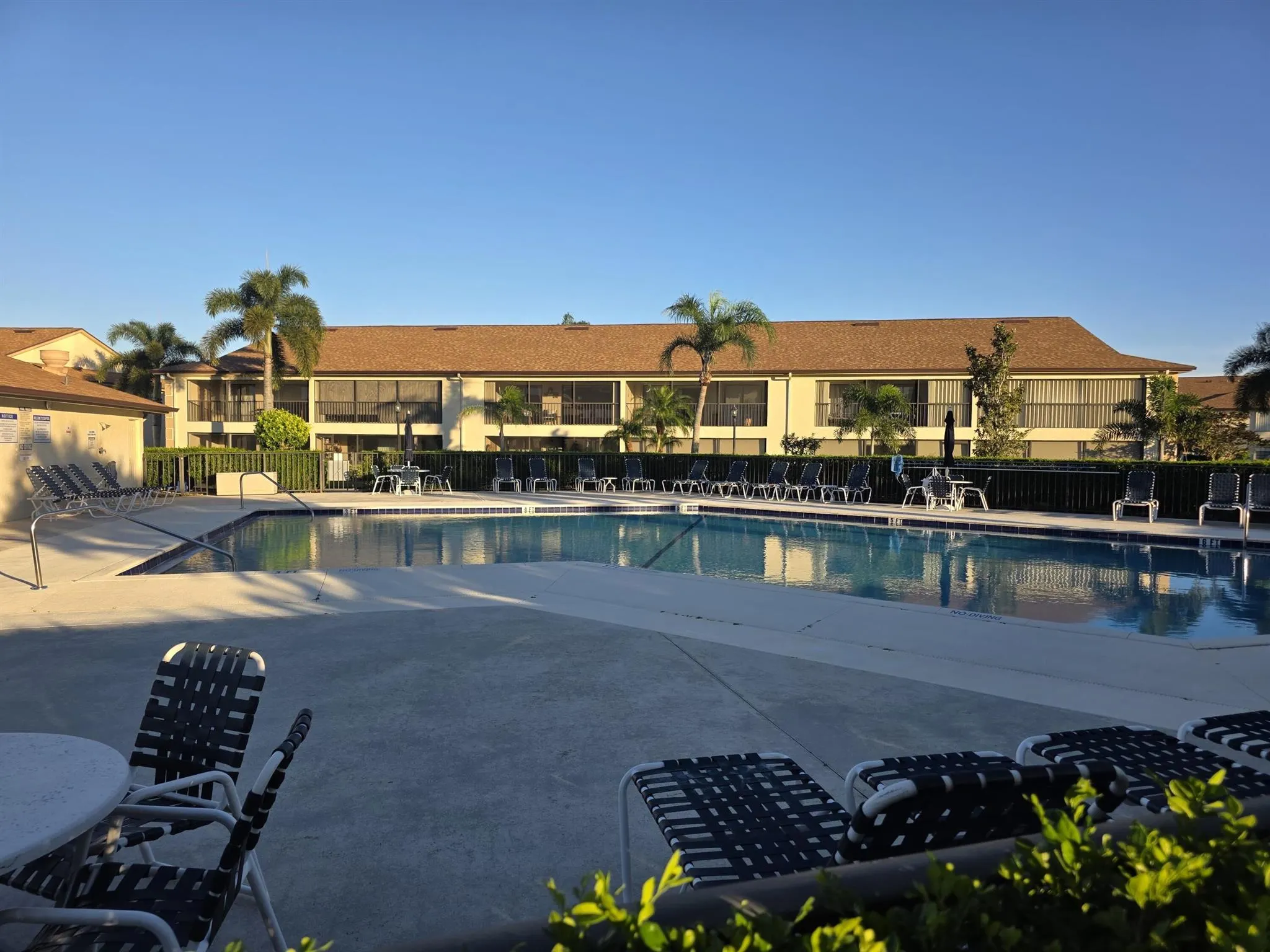 401 Pinecrest Circle, #A