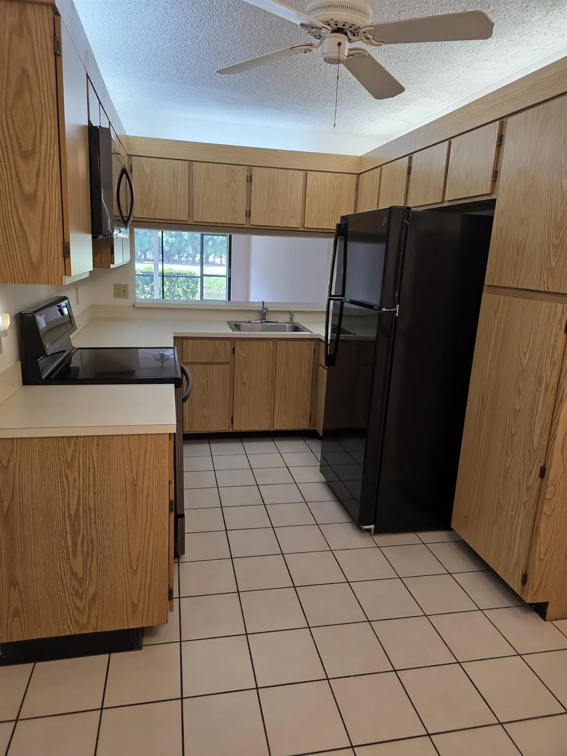 401 Pinecrest Circle, #A