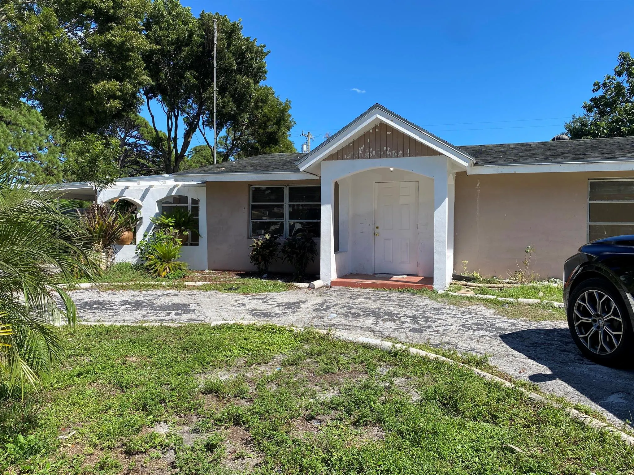 2320 Sunrise Drive