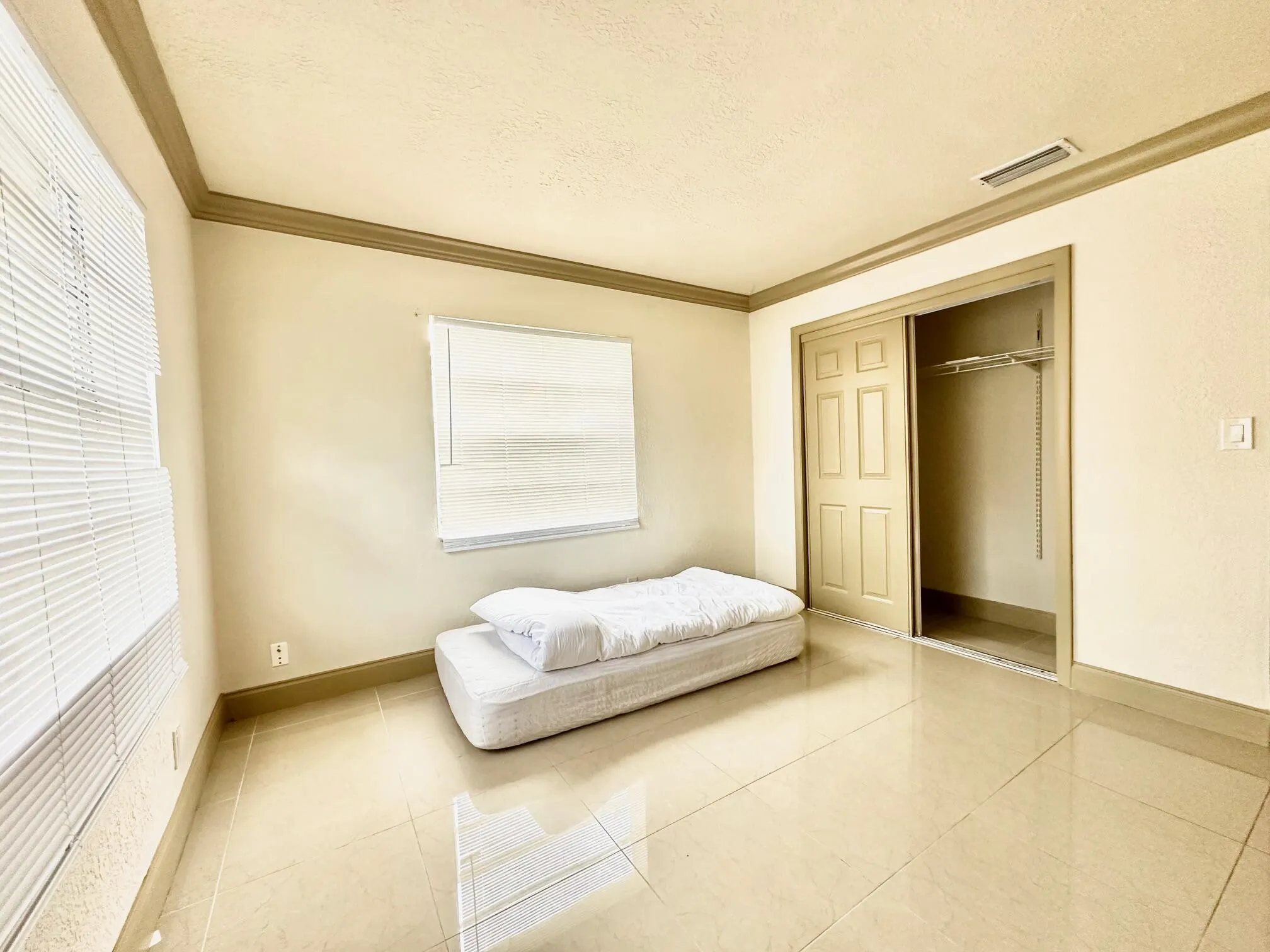 4340 Riverside Drive, #1