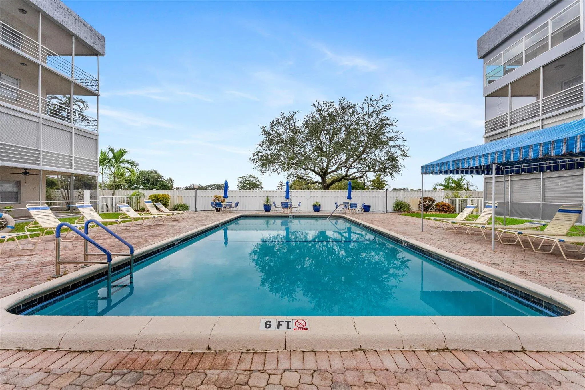7500 NW 30th Place, #123