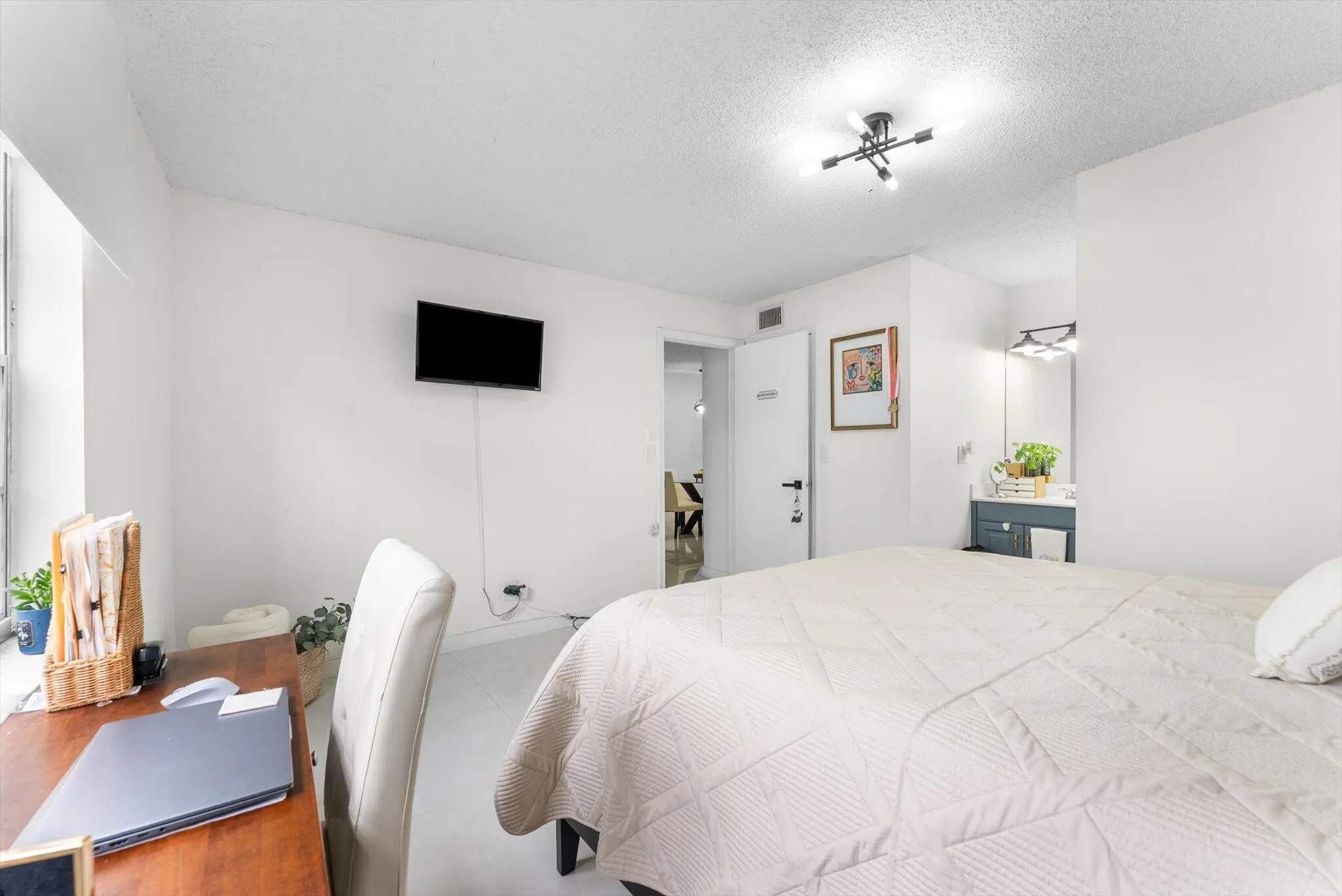 7500 NW 30th Place, #123