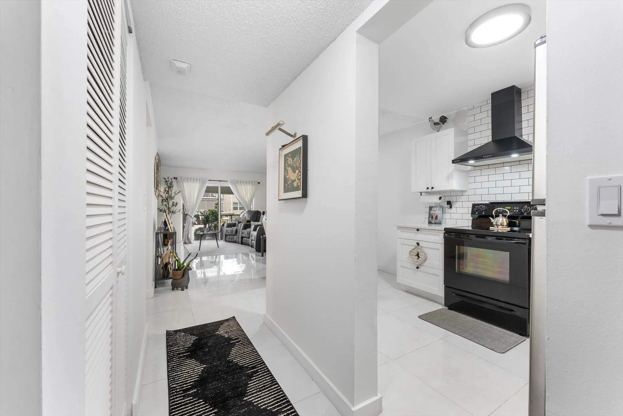 7500 NW 30th Place, #123
