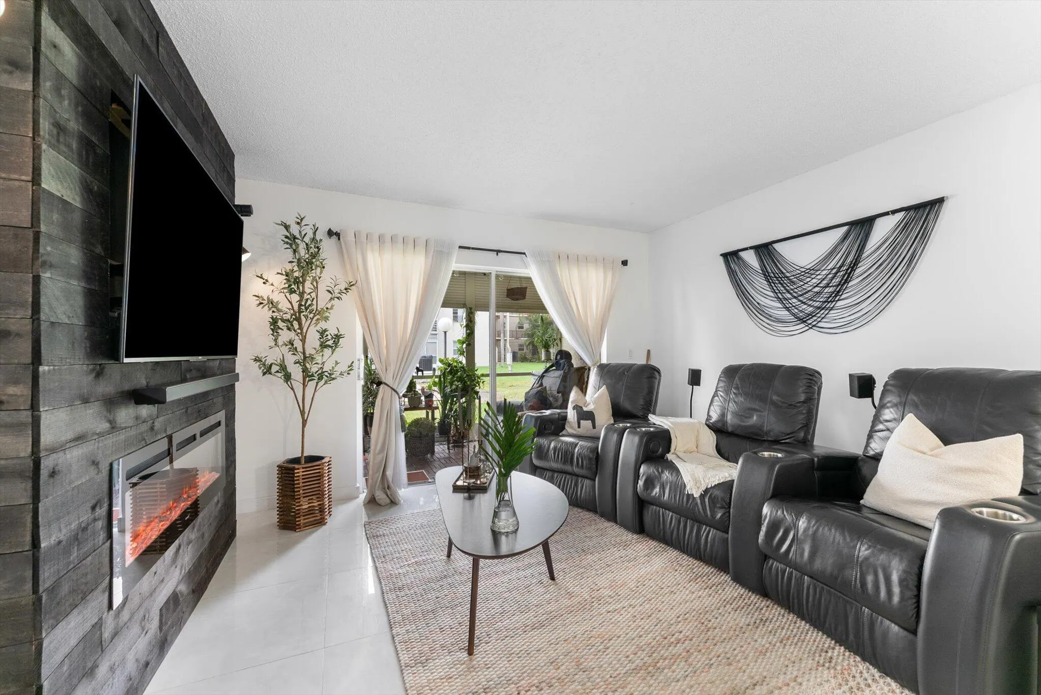 7500 NW 30th Place, #123
