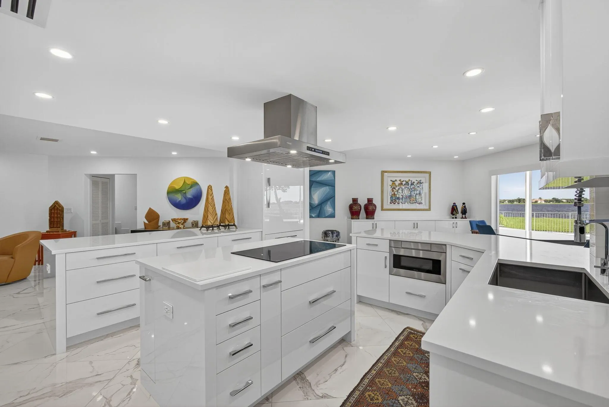 4 Woodbrook Circle