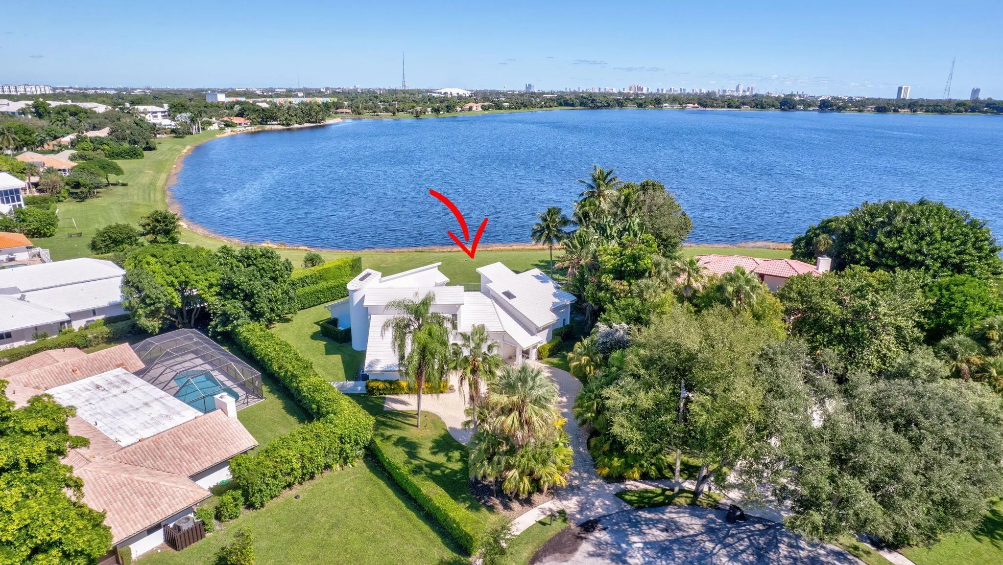 4 Woodbrook Circle