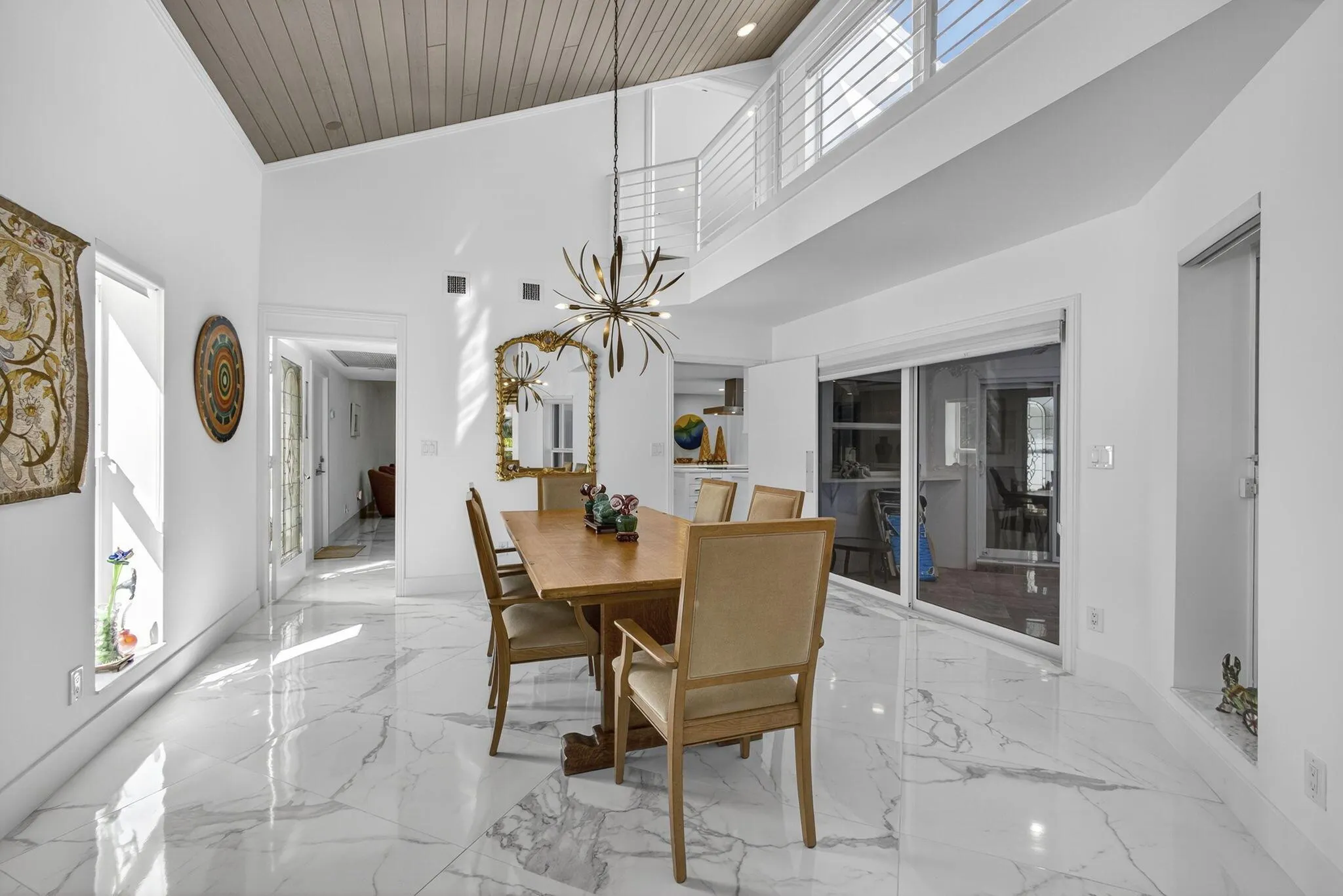 4 Woodbrook Circle