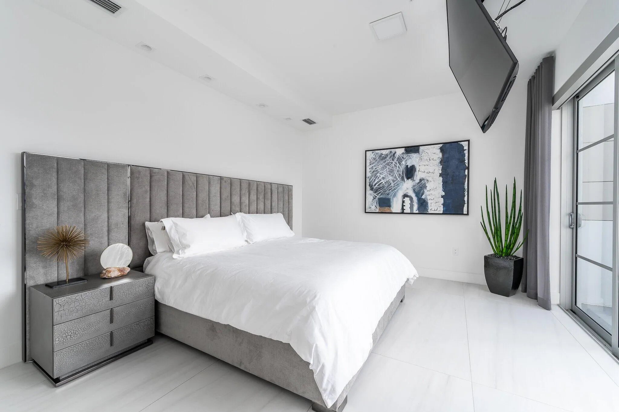 155 E Boca Raton Road, #820