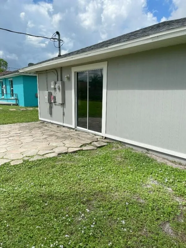 1550 17th Court SW