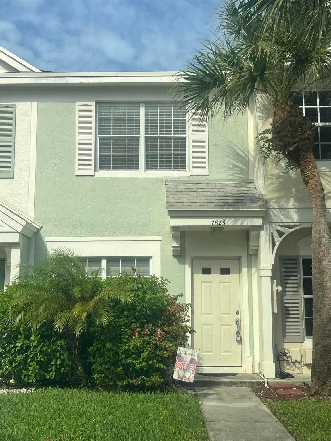 7823 Sanibel Drive