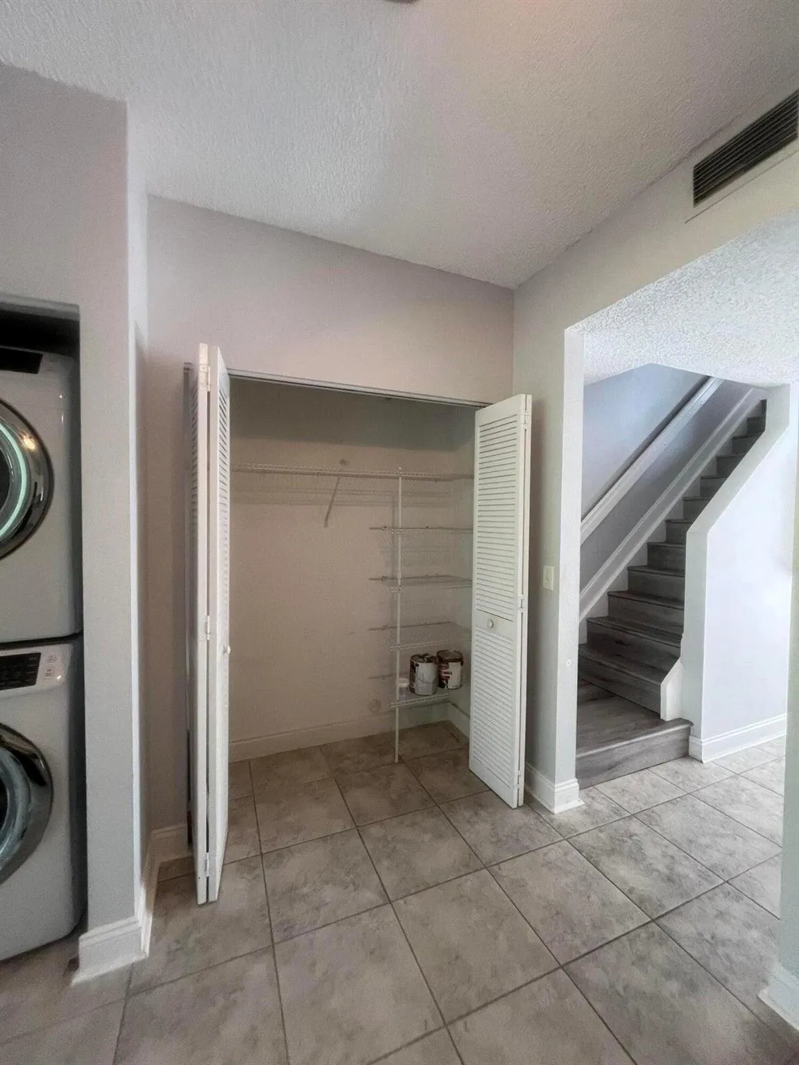 7823 Sanibel Drive