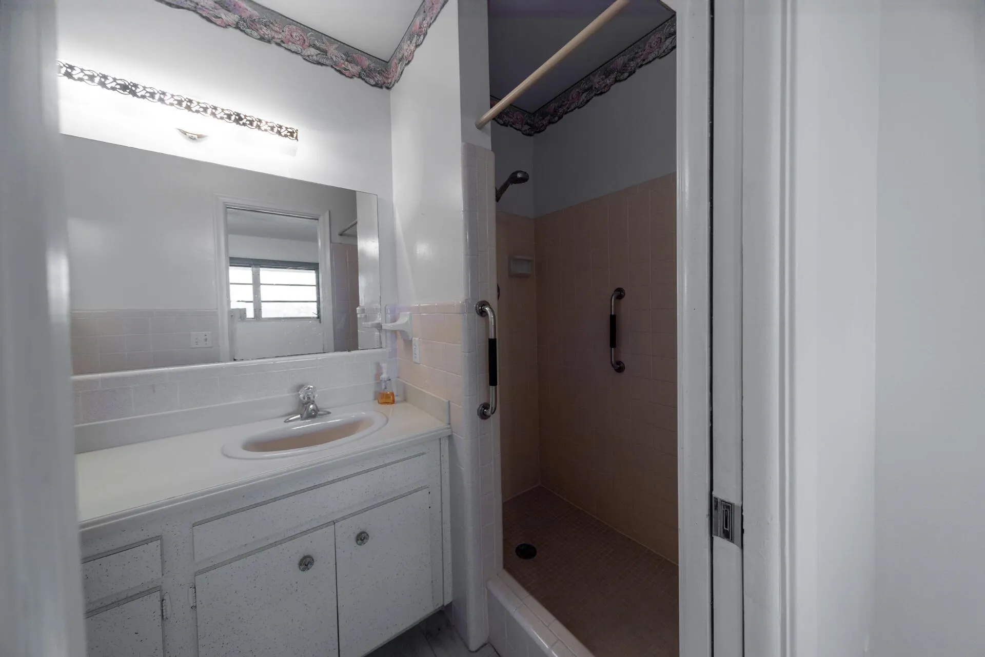 331 SW 8th Street, #3-F-E