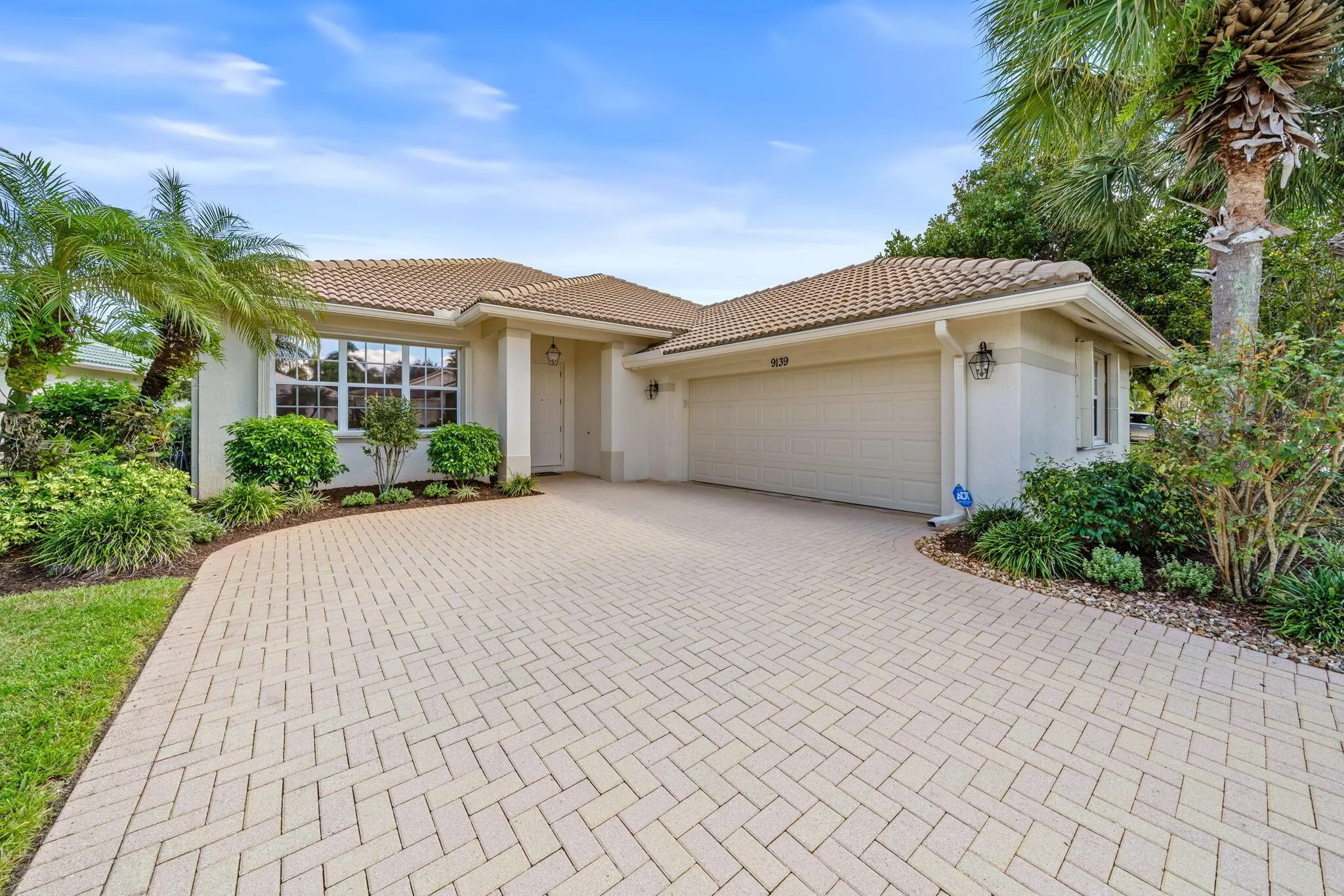 9139 Bay Harbour Circle
