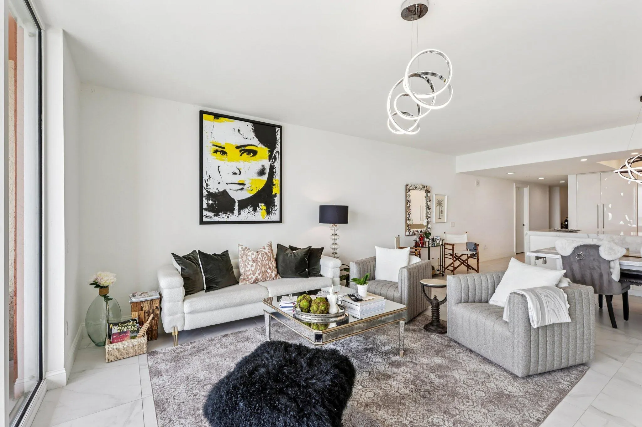 2640 Lake Shore Drive, #2008