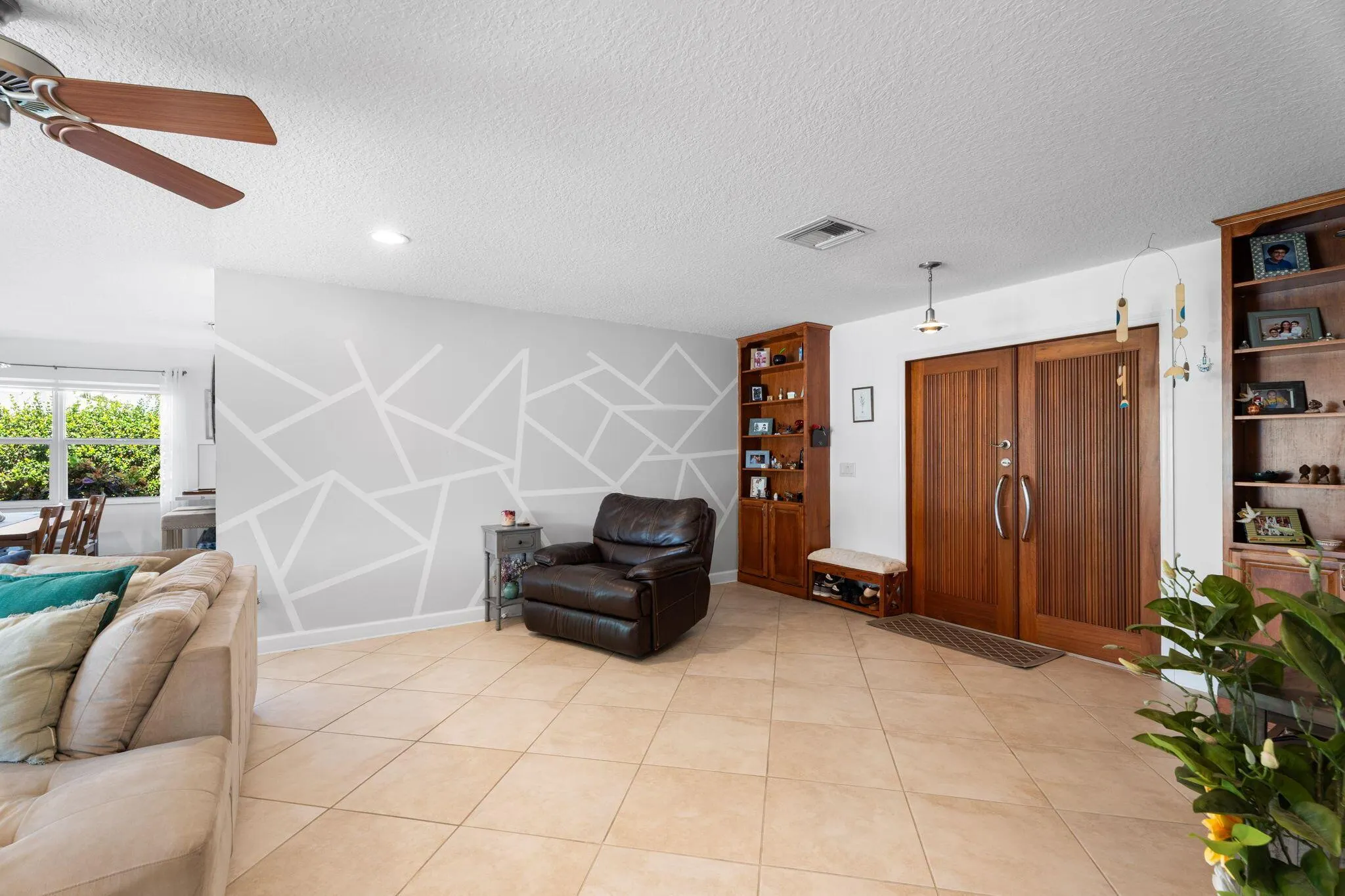 1798 SW Cabin Place