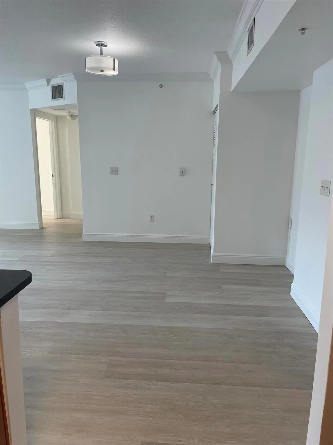 600 S Dixie Highway, #558