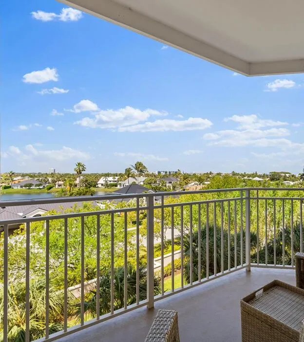 1660 S Highway A1a, #122