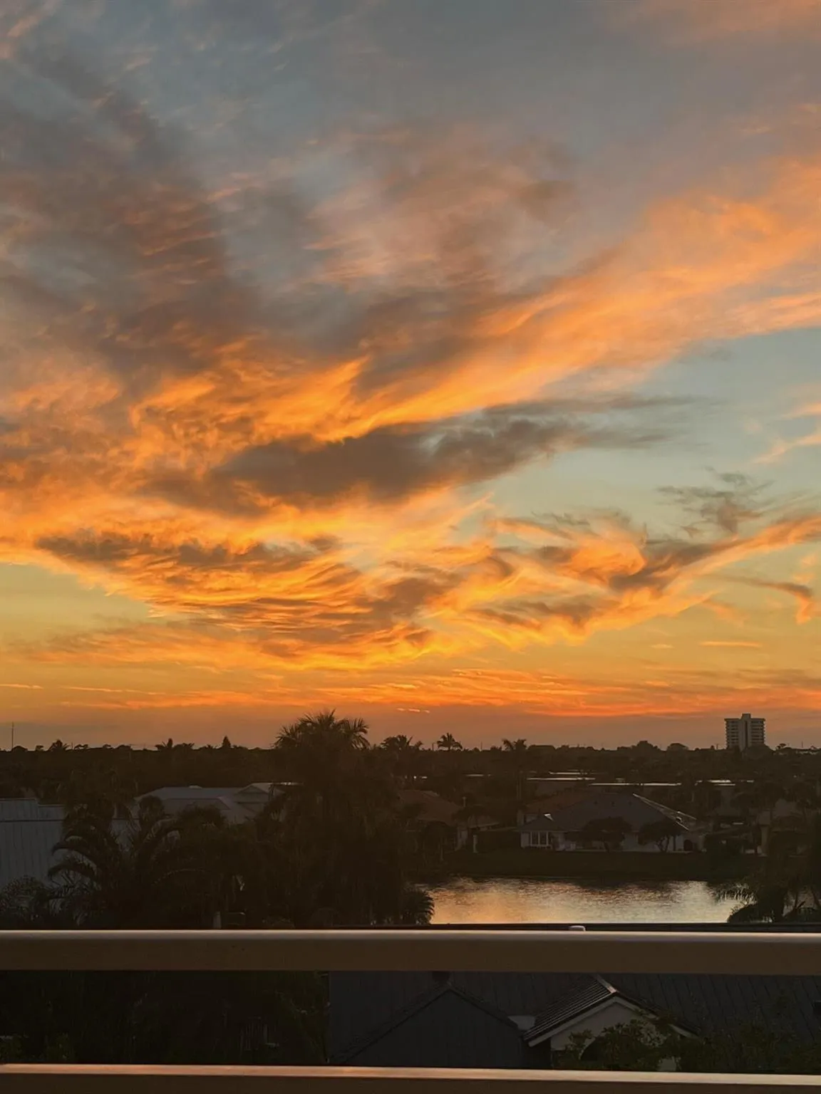 1660 S Highway A1a, #122