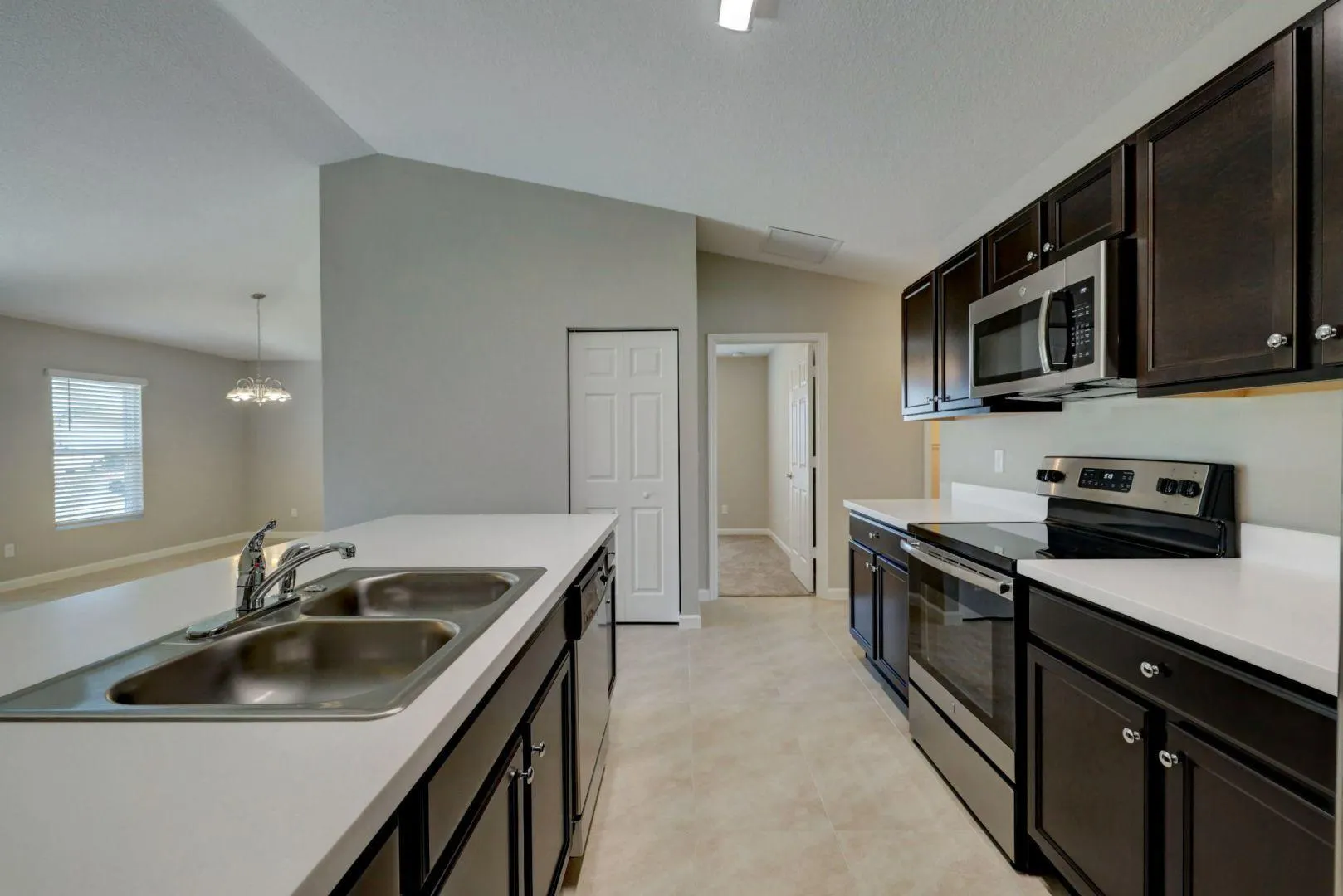 131 SW Pisces Terrace