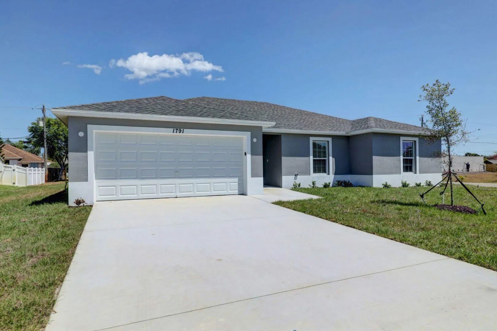 131 SW Pisces Terrace