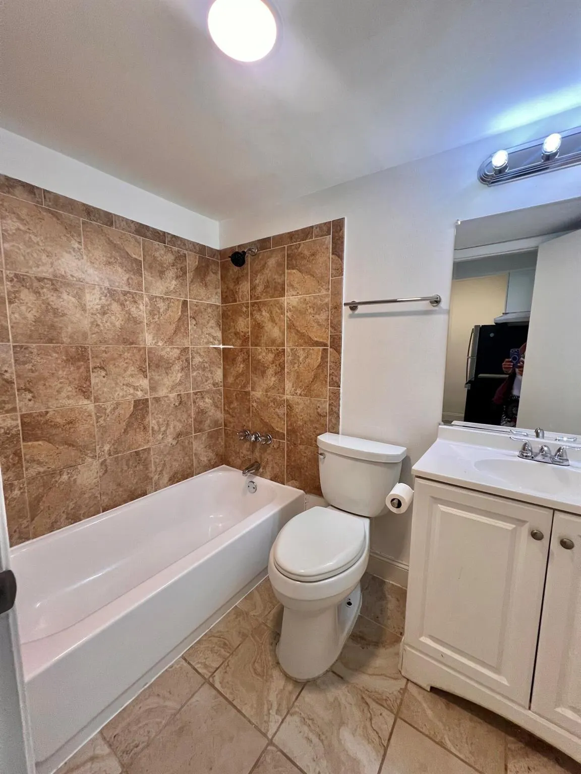1500 N Congress Avenue, #A109