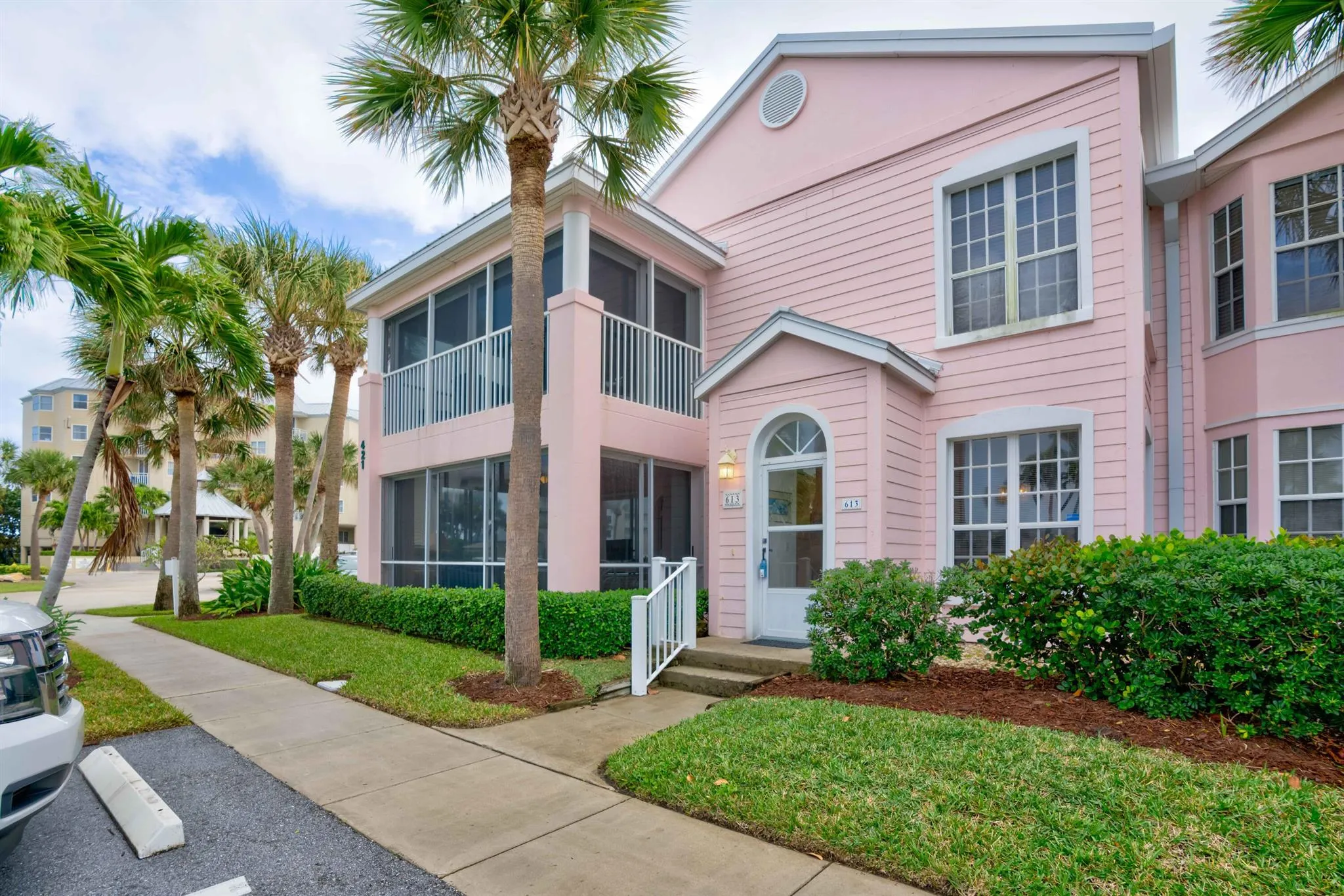 431 NE Plantation Road, #715