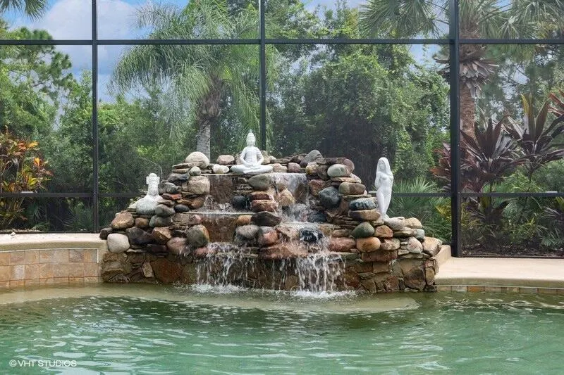 9624 Crooked Stick Lane