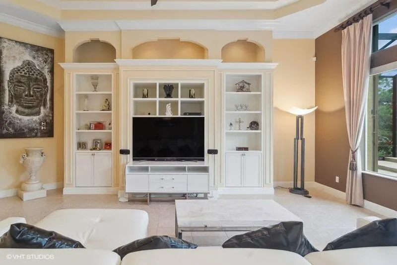 9624 Crooked Stick Lane