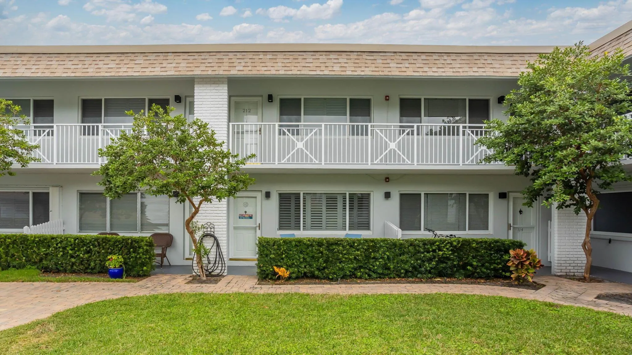 1001 NE 8th Avenue, #112