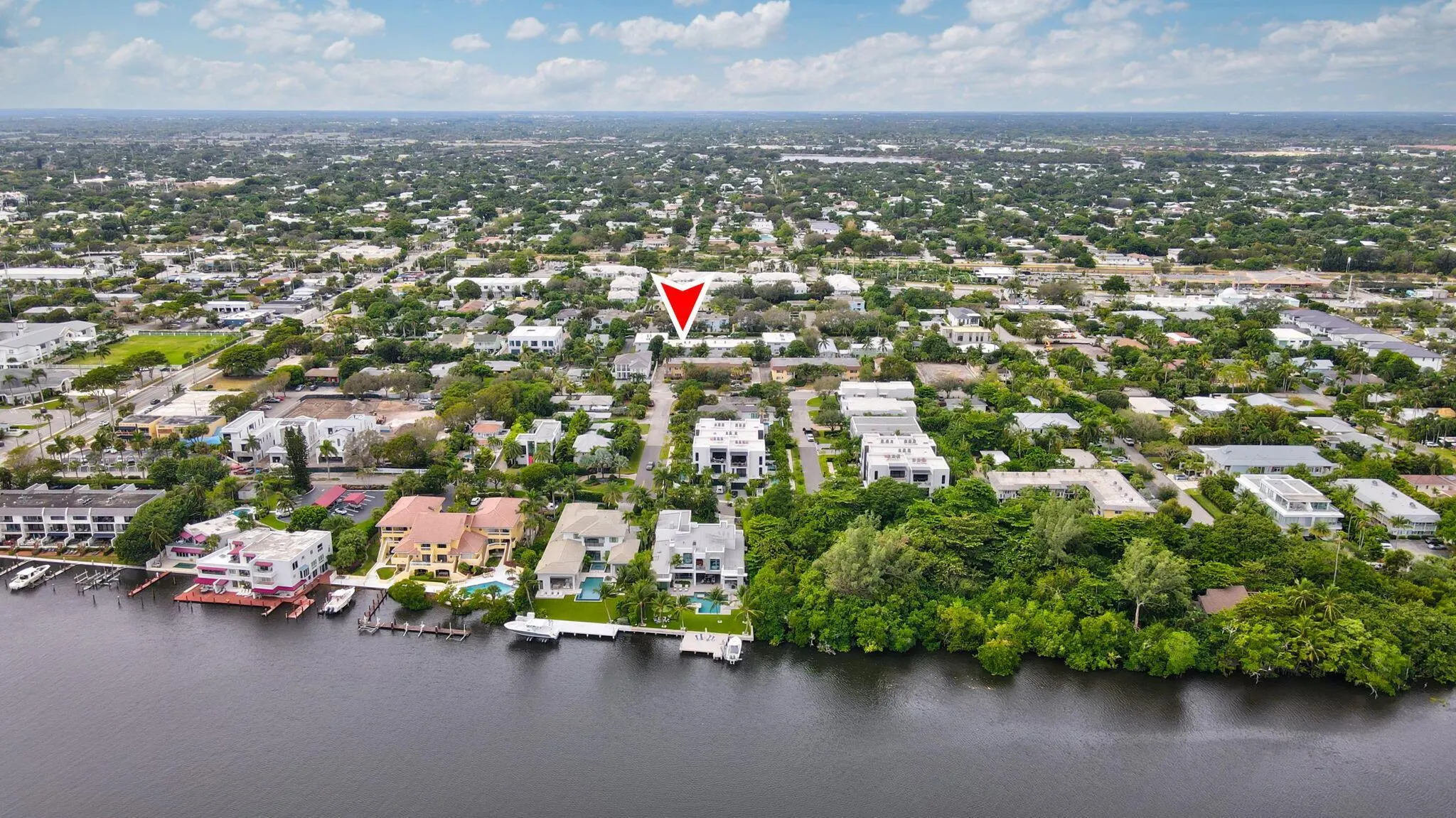 1001 NE 8th Avenue, #112