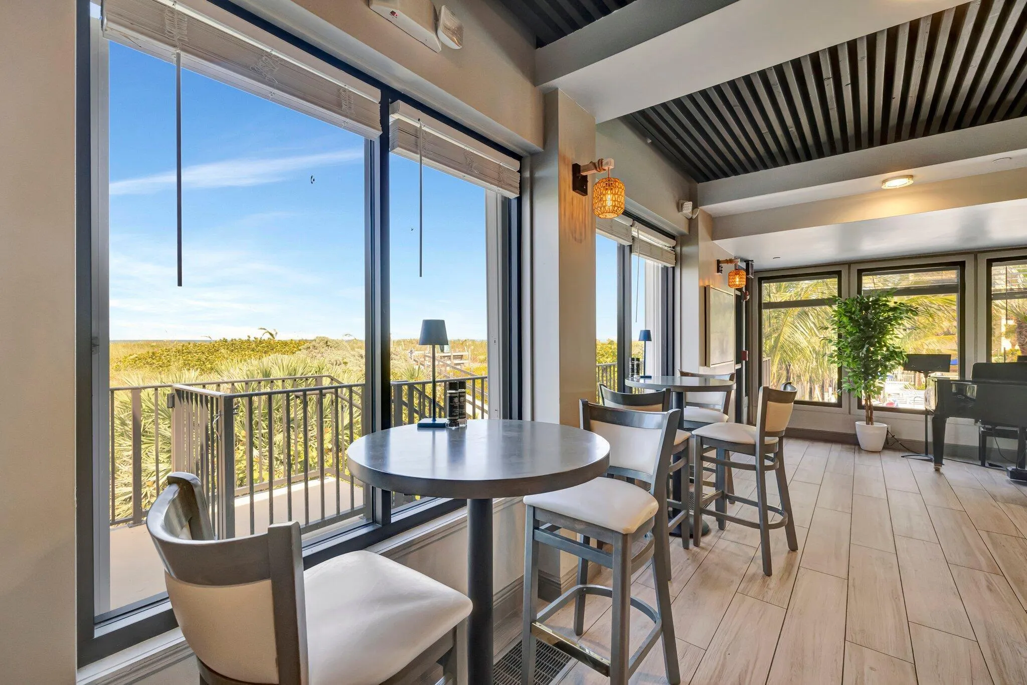 2400 S Ocean Drive, #3128