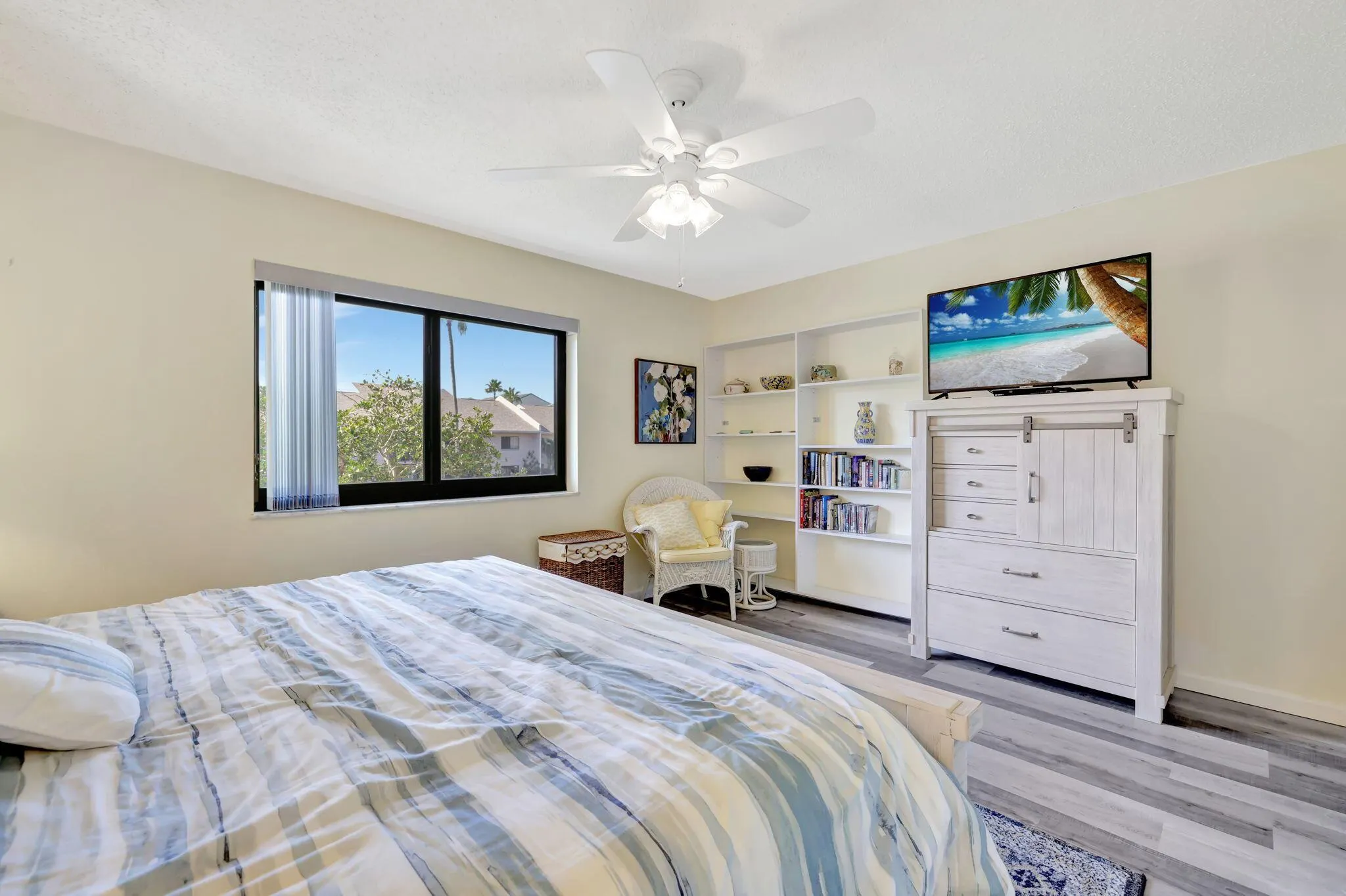 2400 S Ocean Drive, #3128