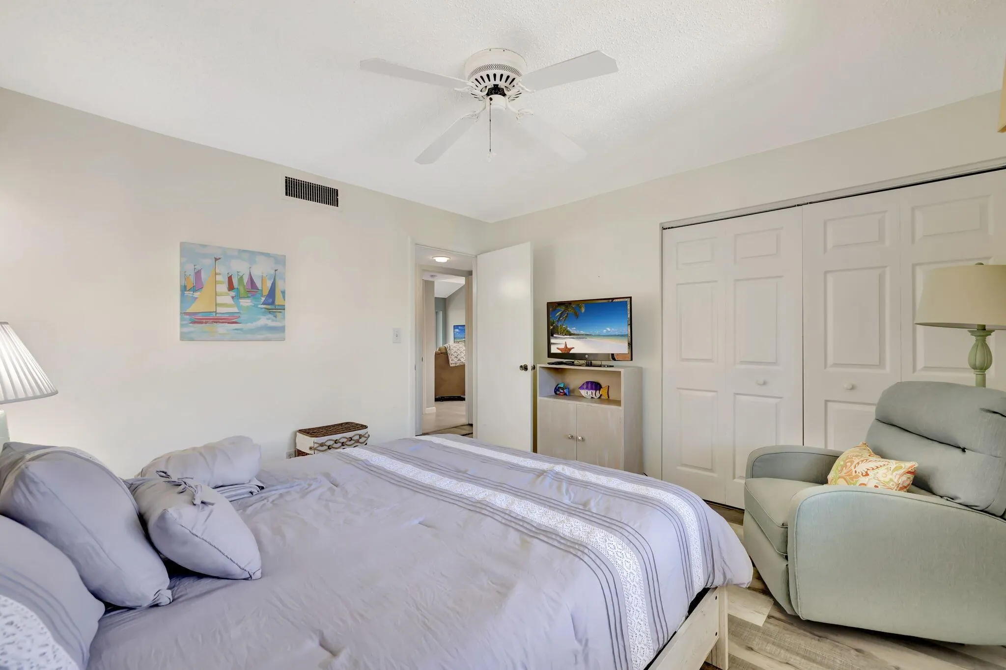 2400 S Ocean Drive, #3128