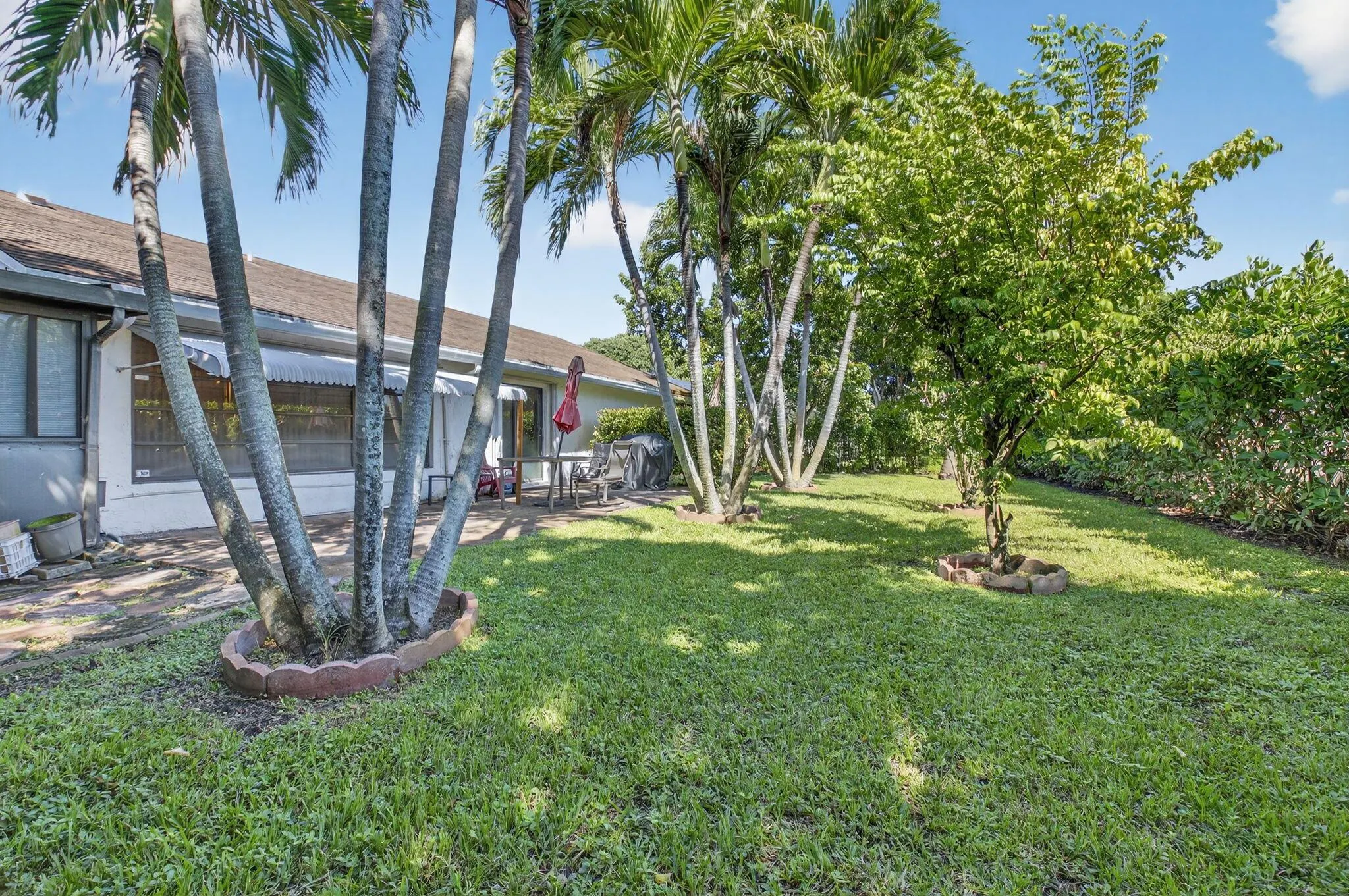 14888 Sunnyview Lane
