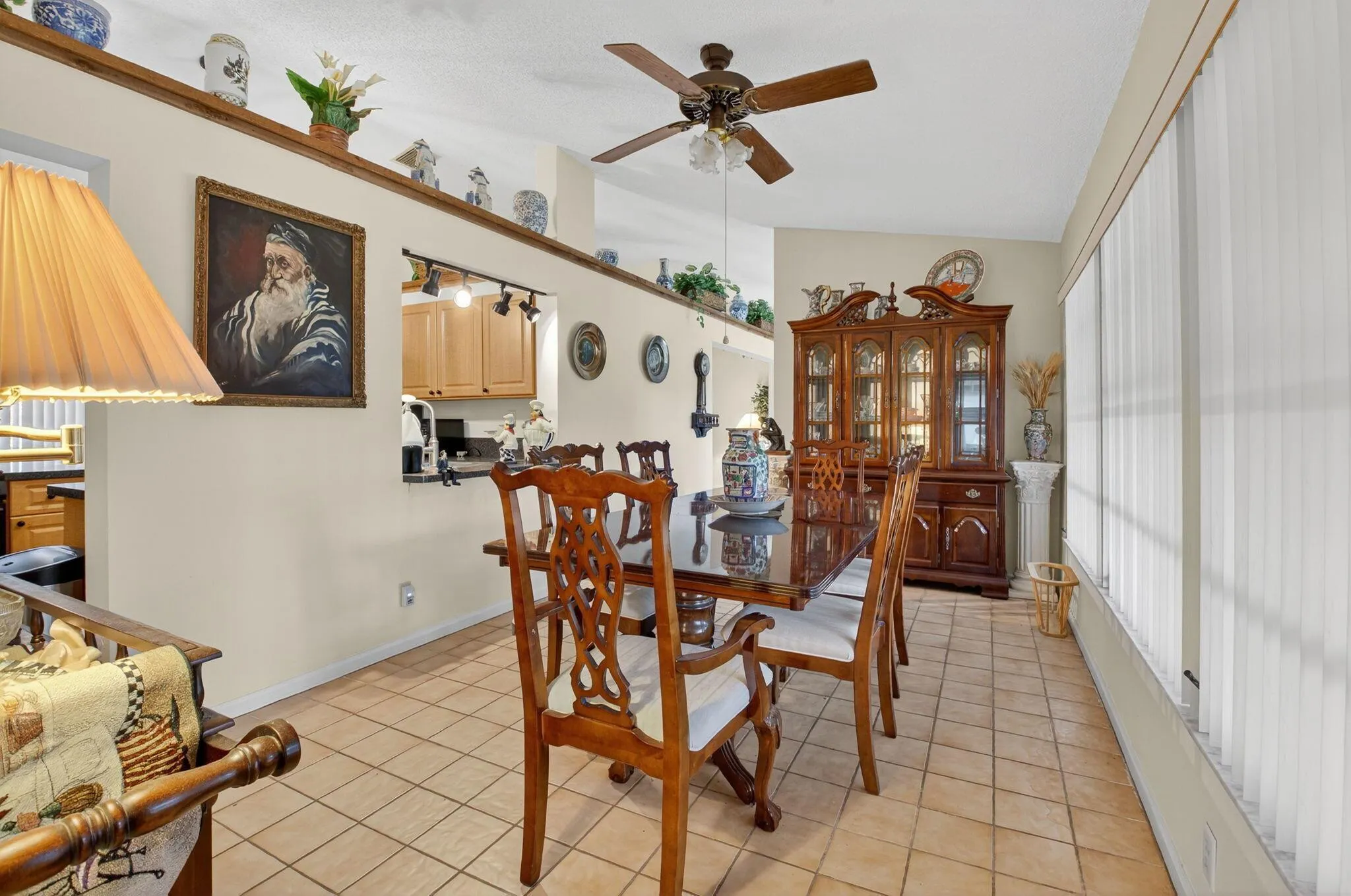 14888 Sunnyview Lane