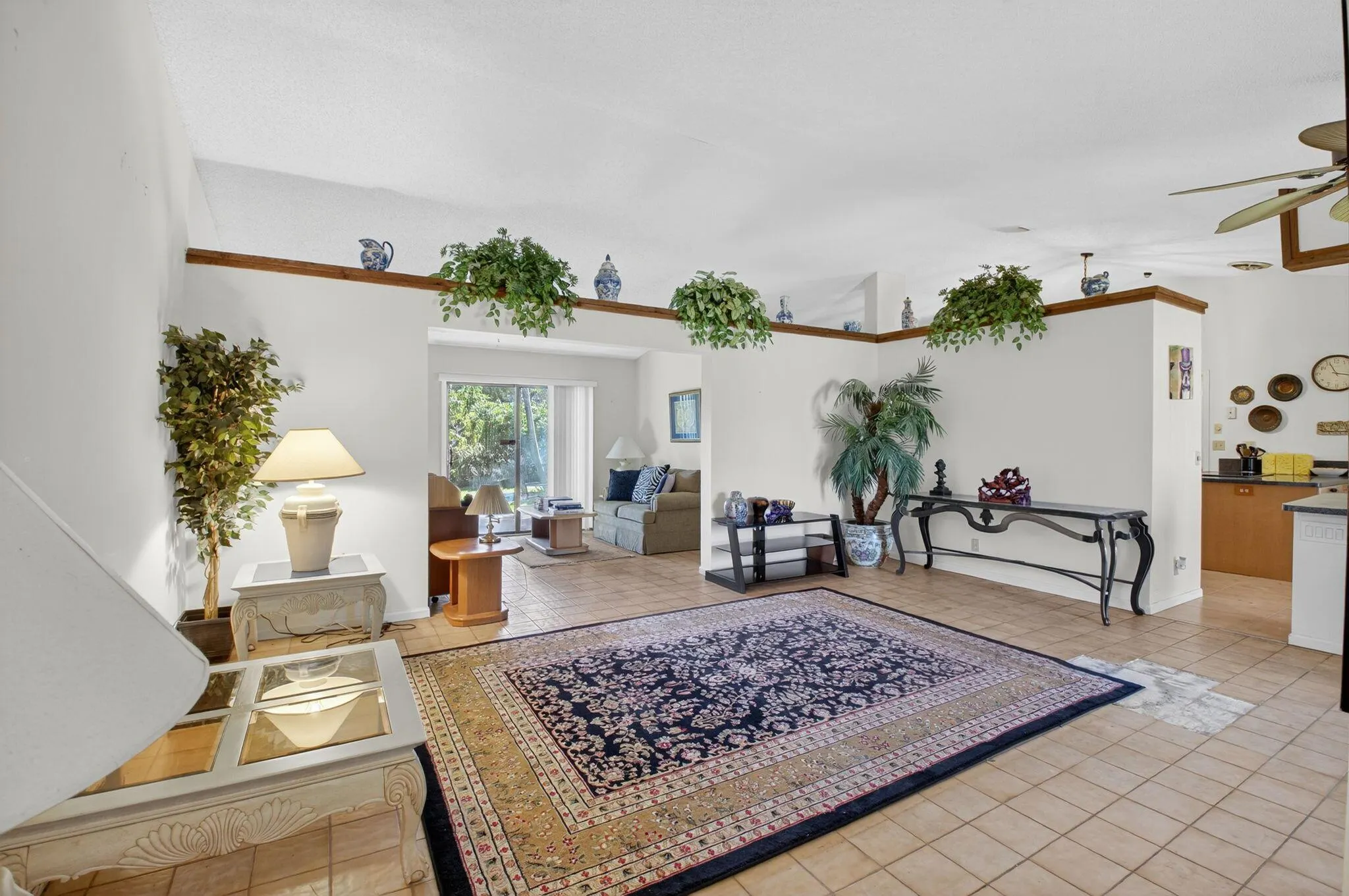 14888 Sunnyview Lane