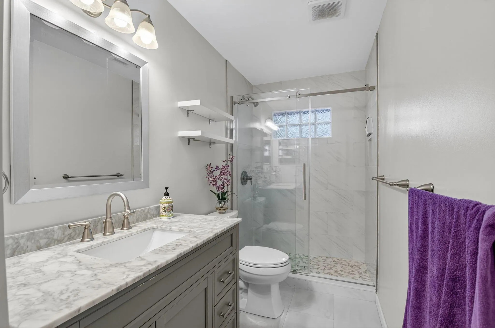 14888 Sunnyview Lane