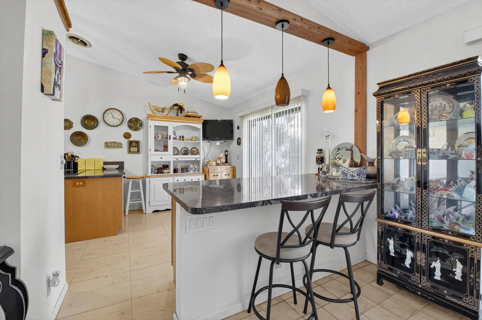 14888 Sunnyview Lane
