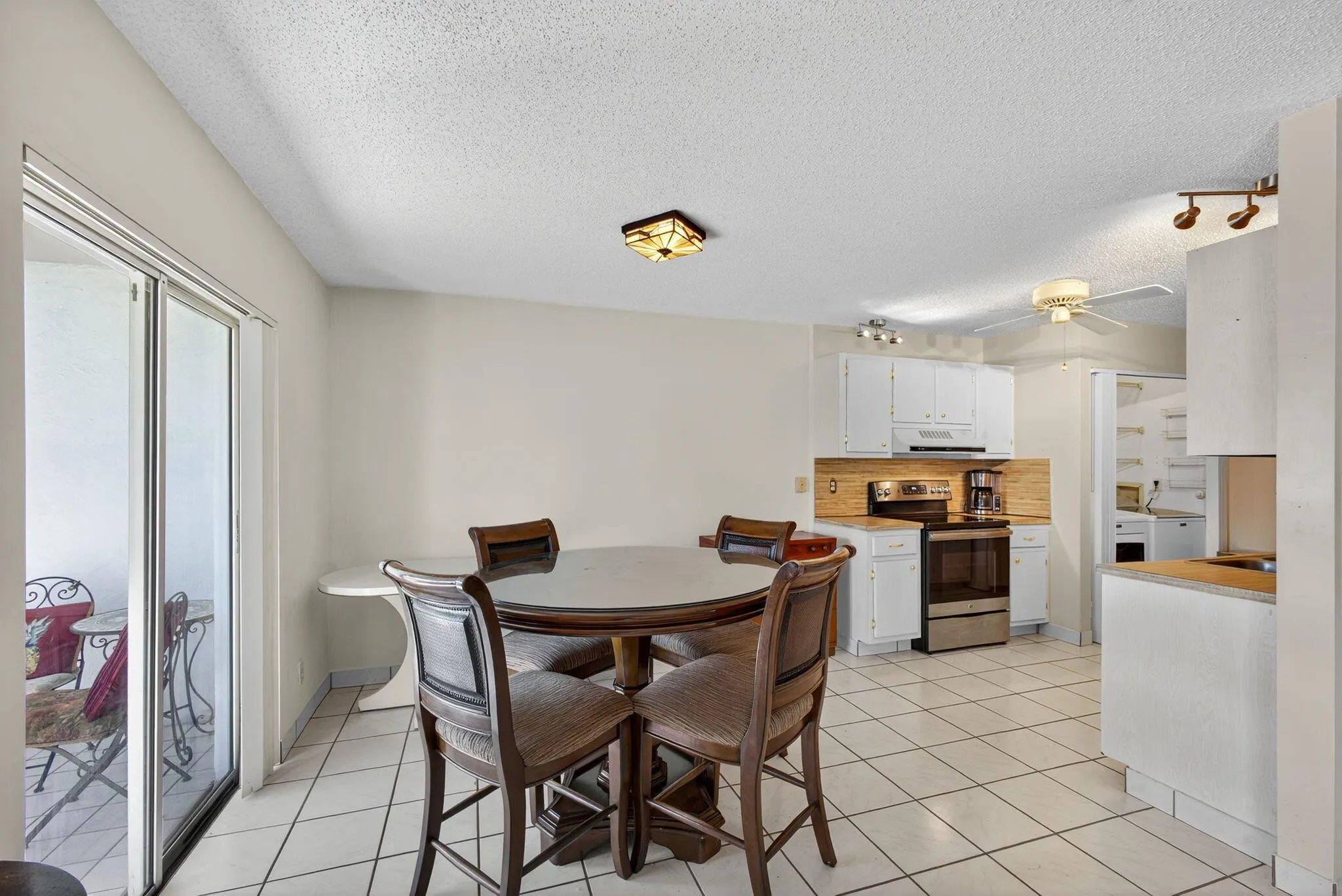 3411 Americo Drive